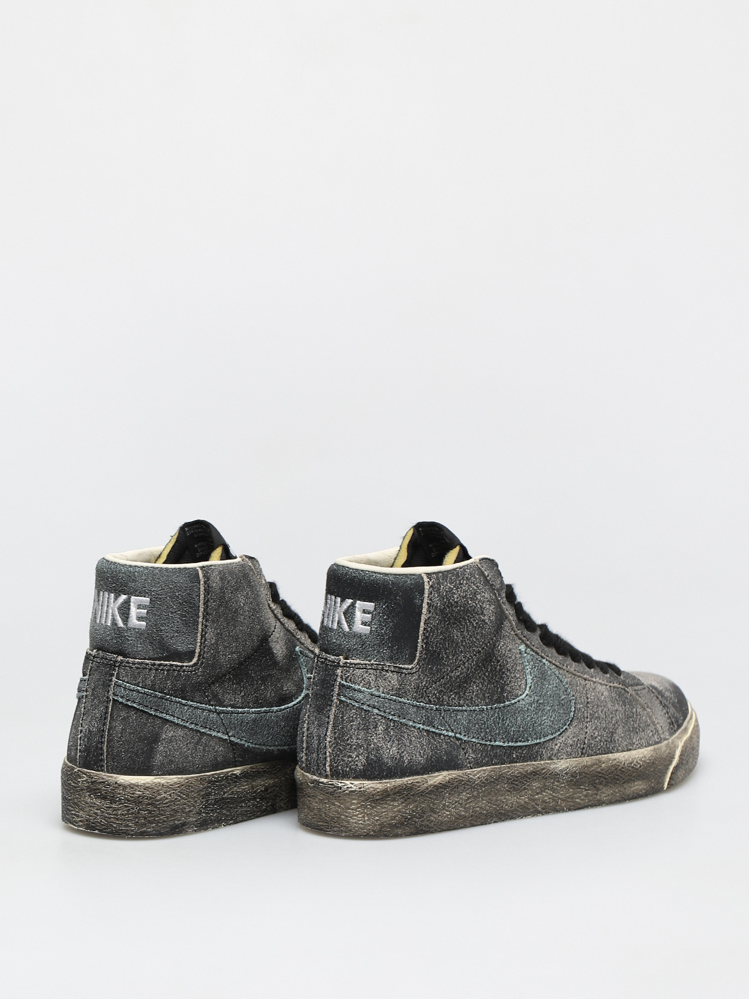 Boty Nike SB Zoom Blazer Mid Premium (black/light dew coconut milk light dew)