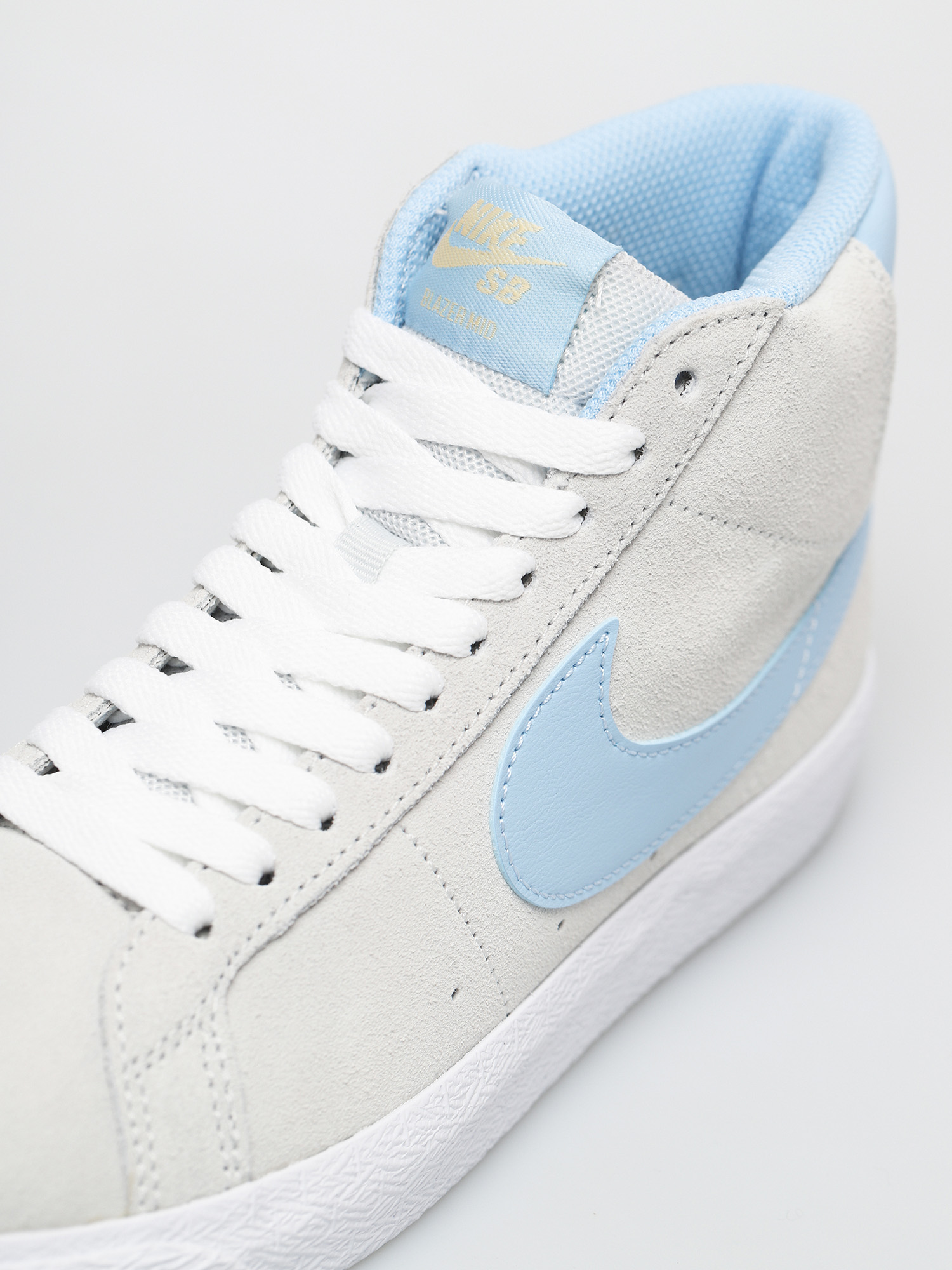 Boty Nike SB Zoom Blazer Mid (photon dust/psychic blue photon dust)