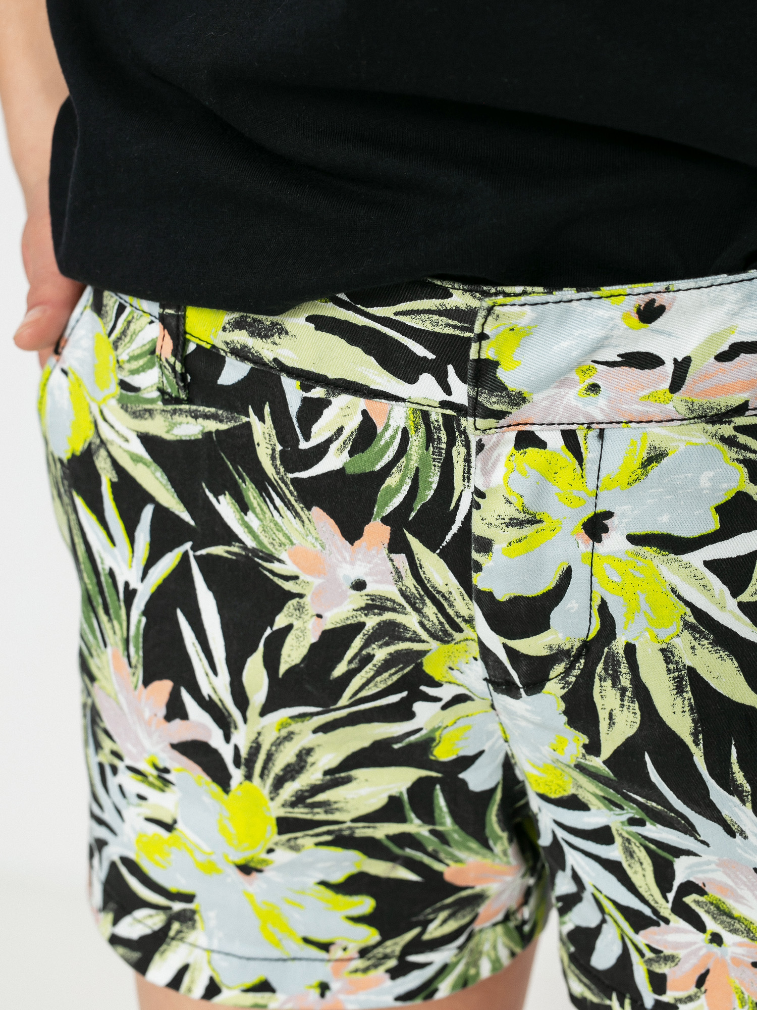 Kraťasy Volcom Frochickie Wmn (lime)