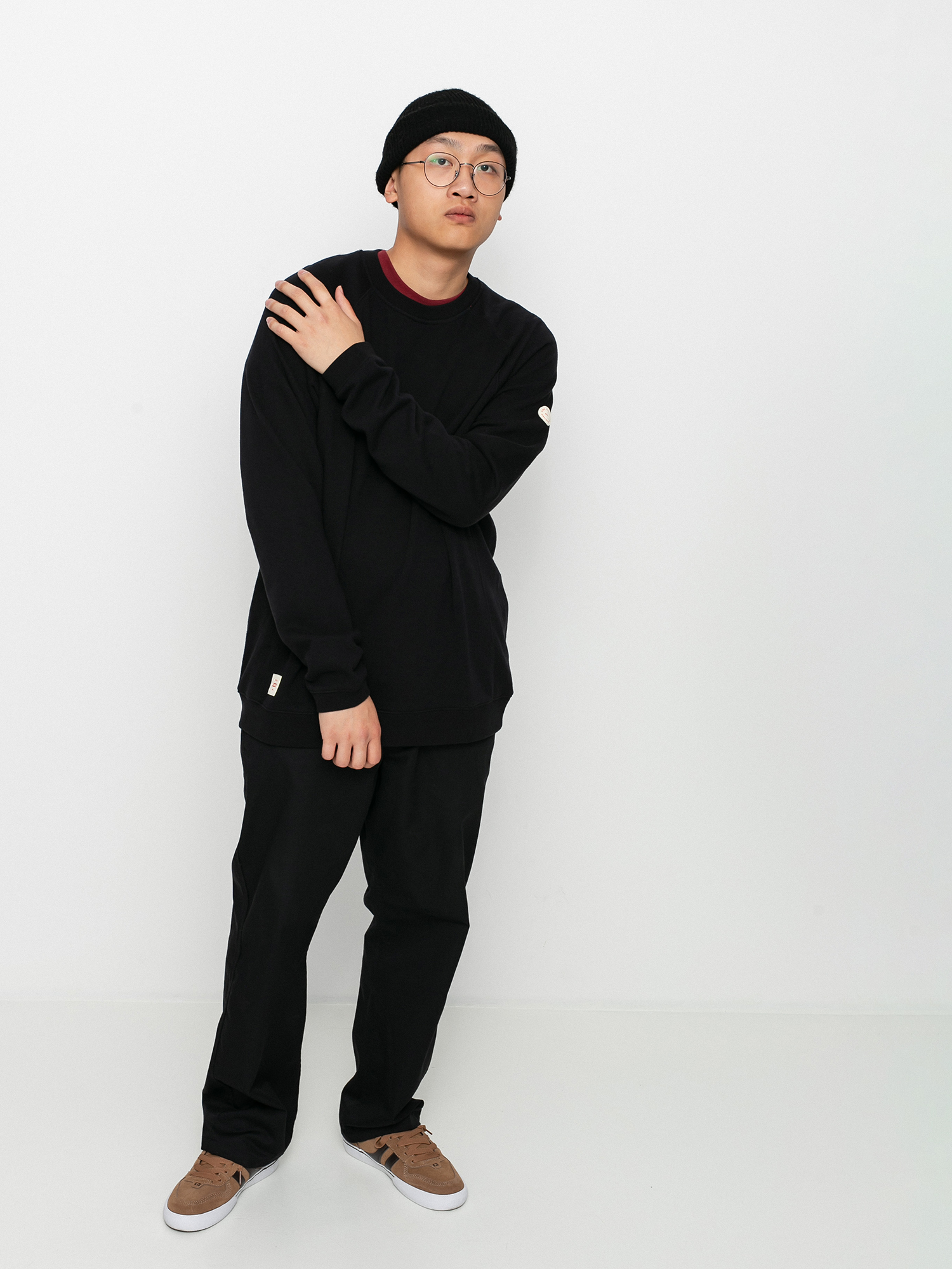 Mikina Globe Traveller Crew (black)