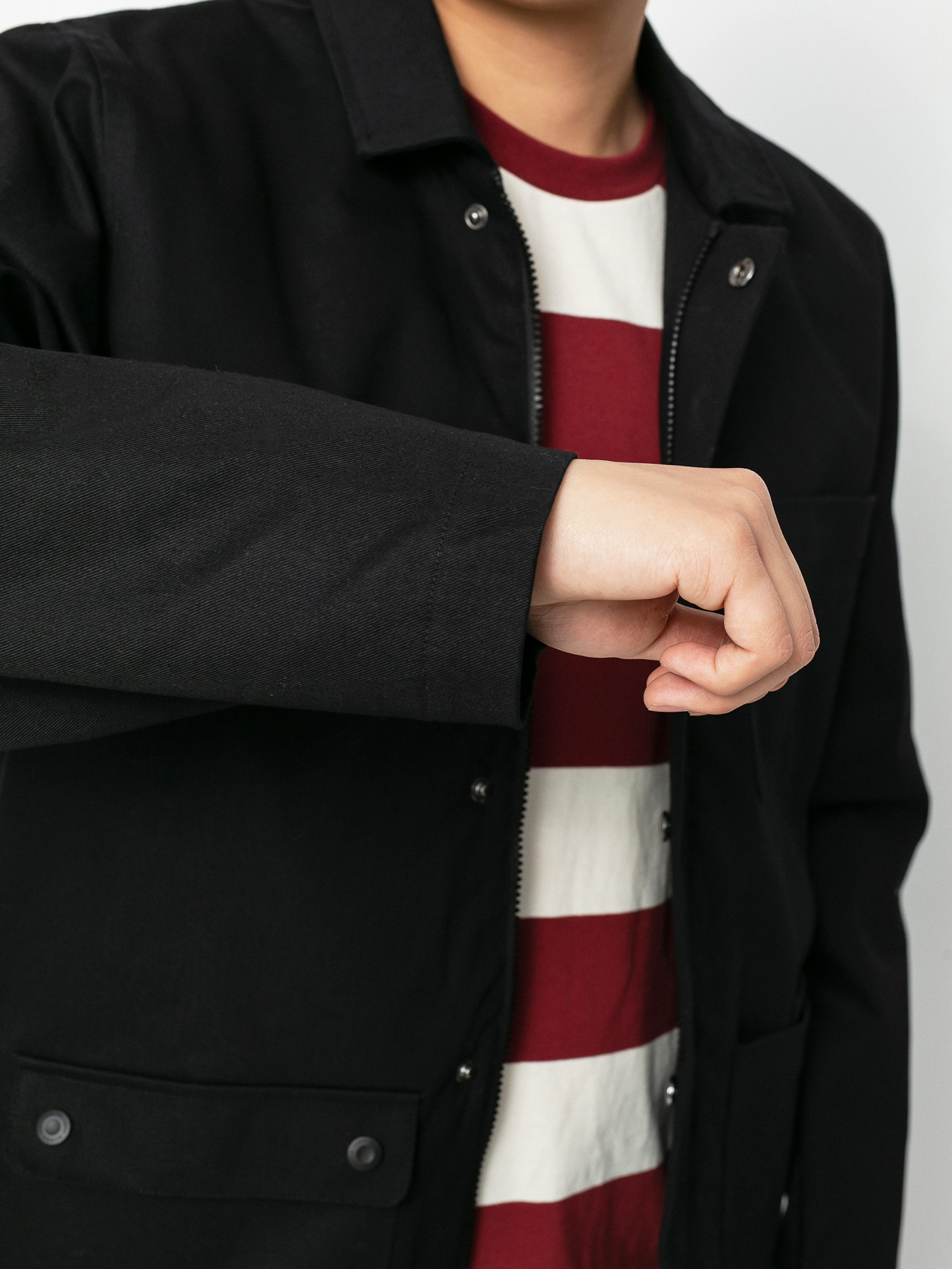 Bunda Globe Dion Agius Worker (black)