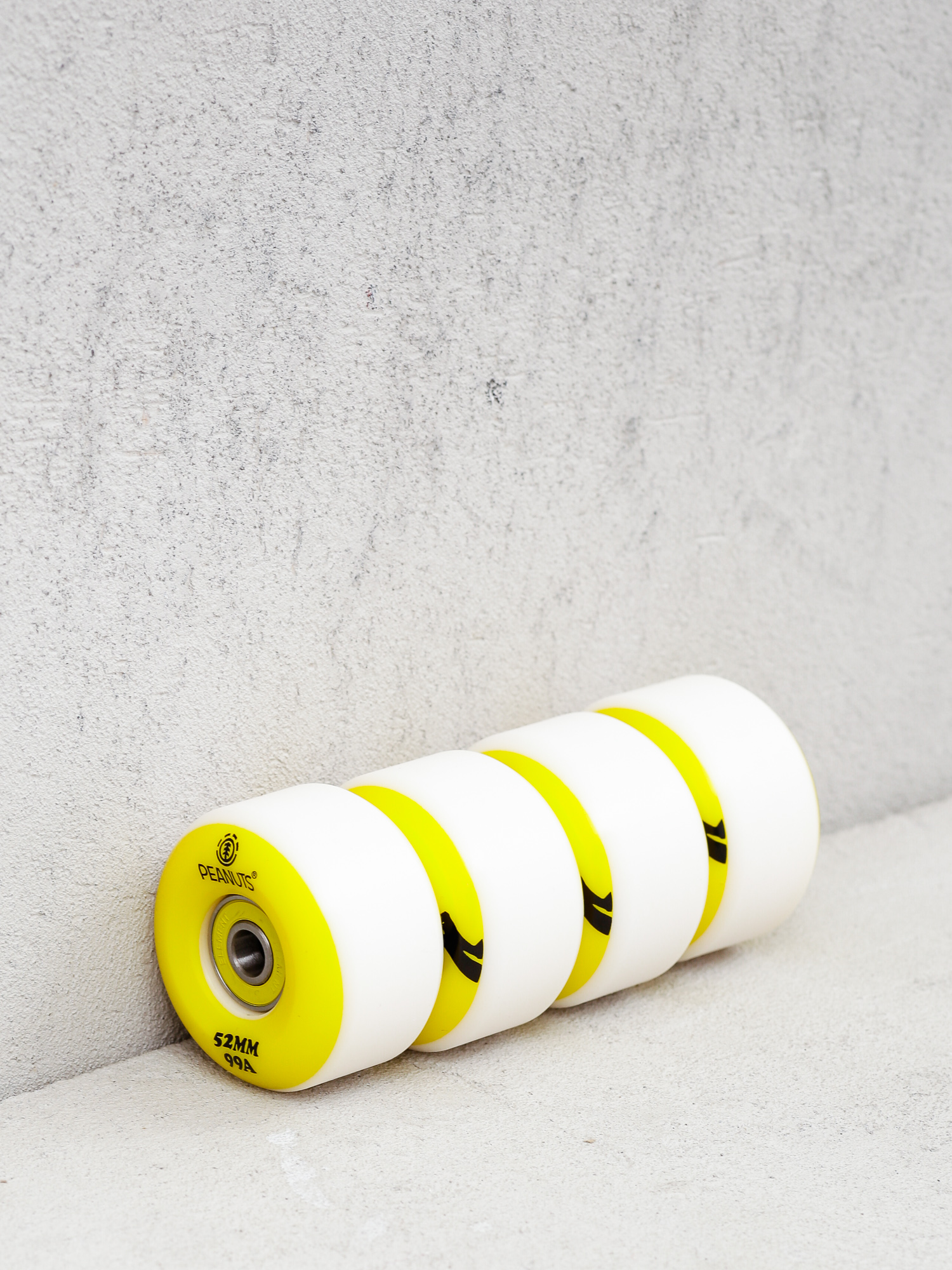 Kolečka Element Peanuts Charlie Brow (assorted)