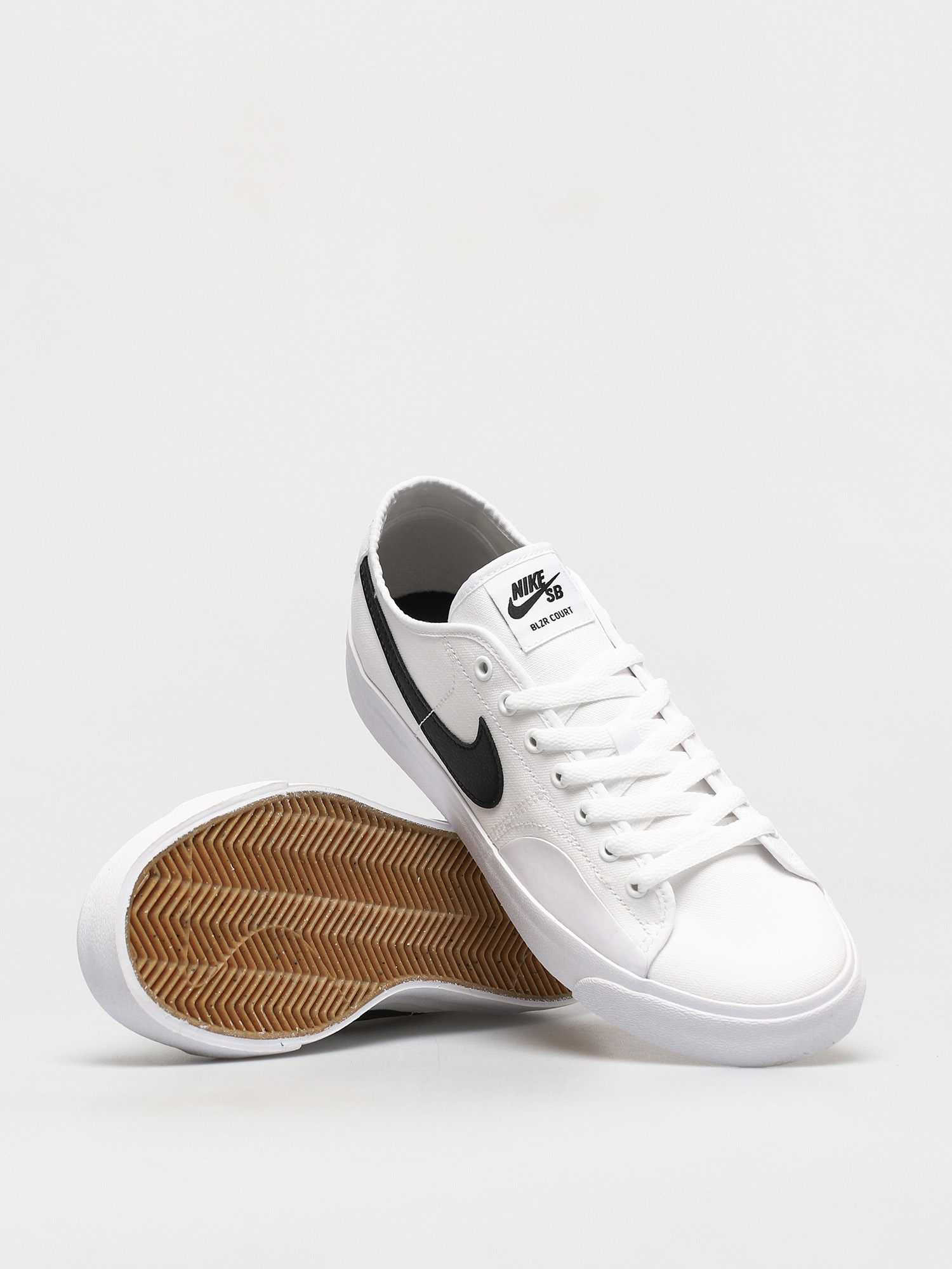 Boty Nike SB Blazer Court (white/black white black)