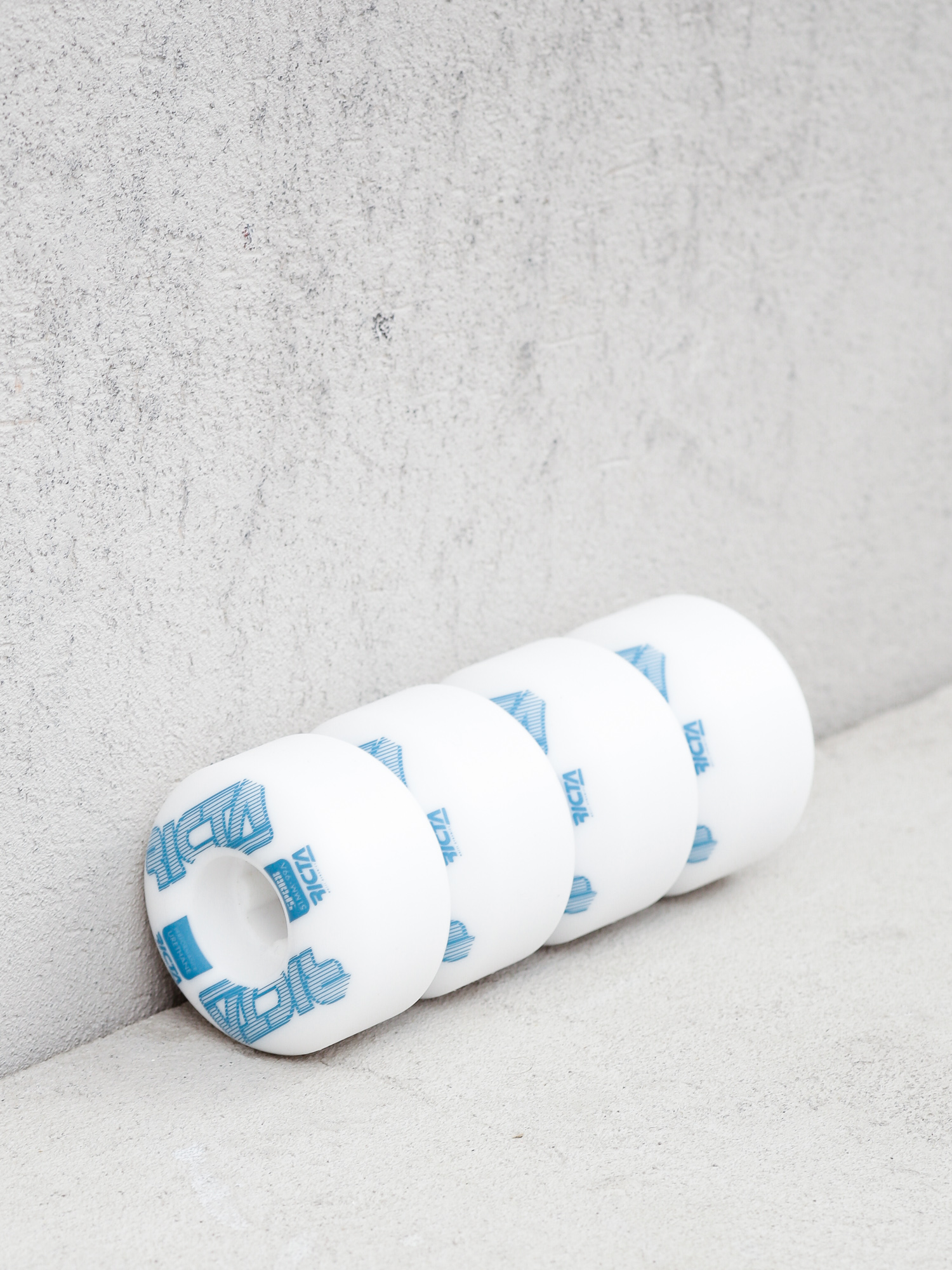 Kolečka Ricta Framework Sparx (white/blue)