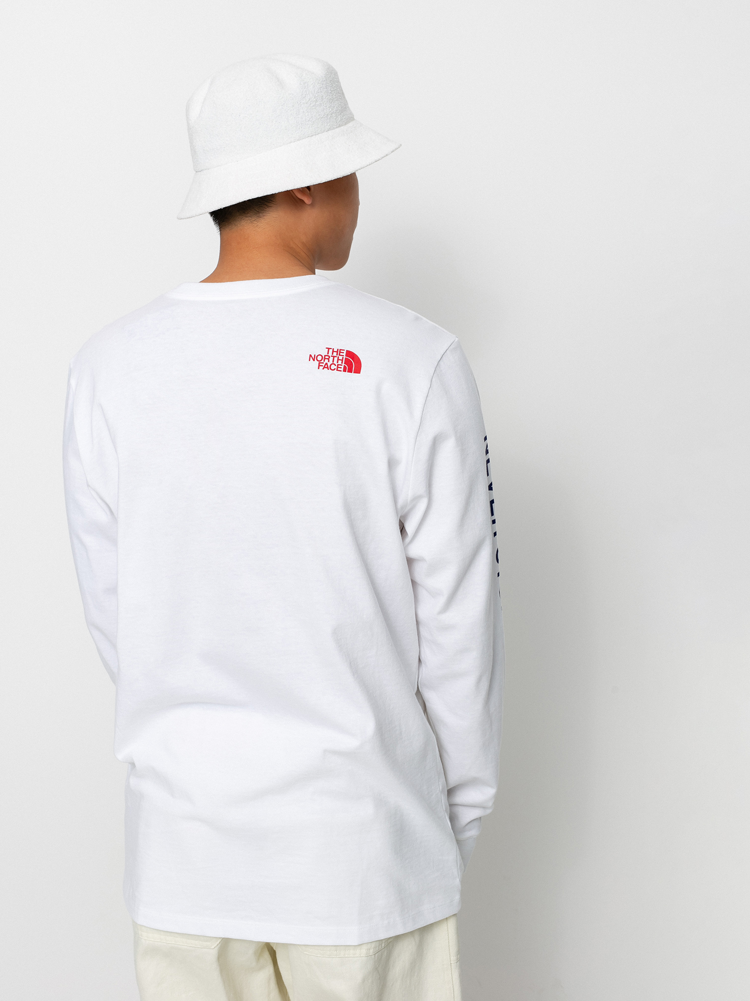 Triko The North Face Karakoram Graphic (tnf white)