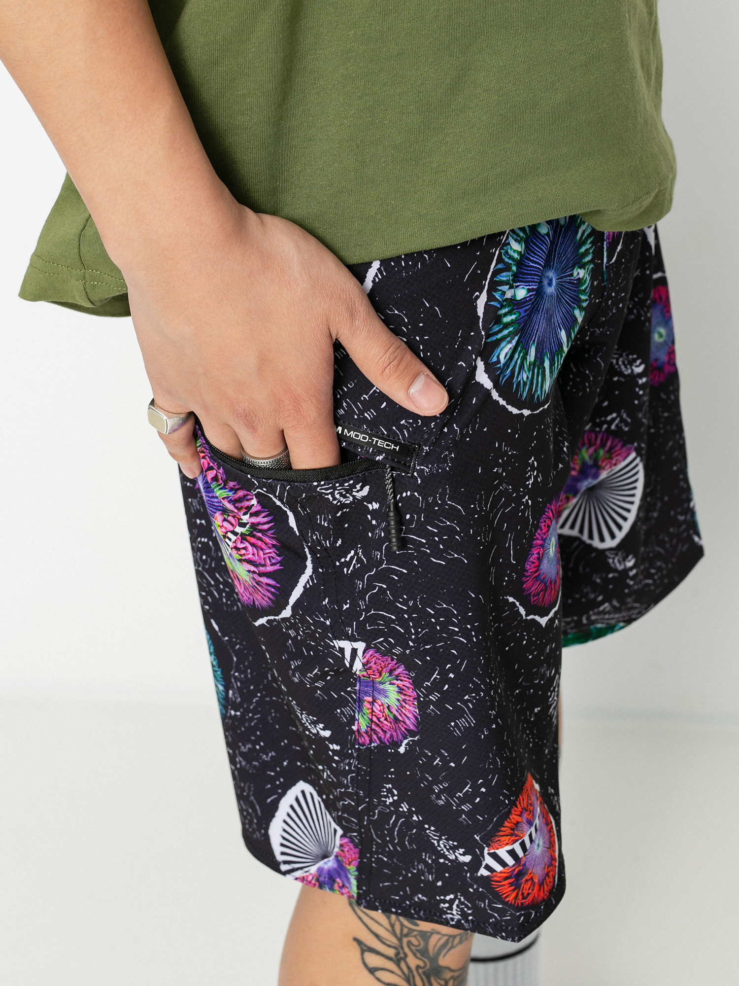 Plážové kraťasy Volcom Coral Morph 20 (black)