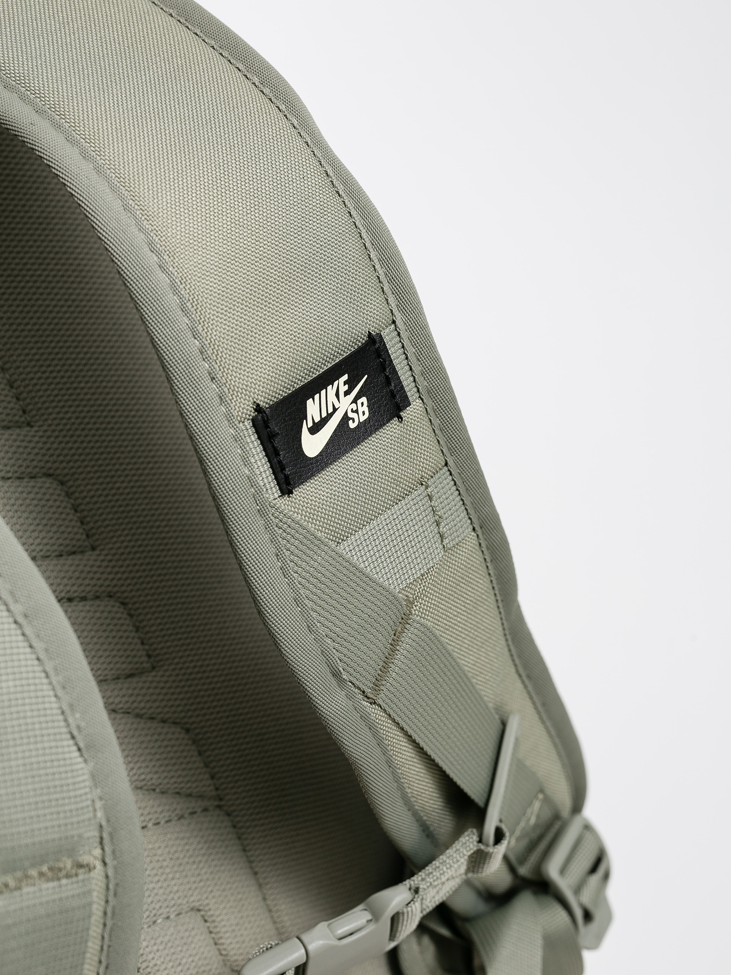 Batoh Nike SB Rpm (light army/light army/coconut milk)