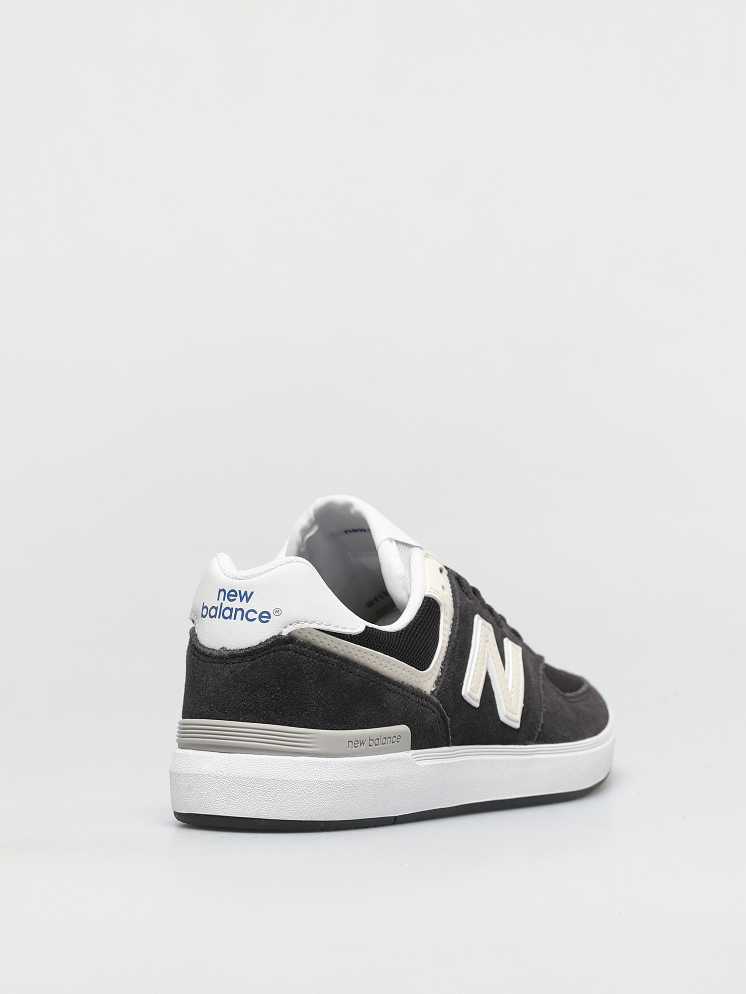 new balance phantom