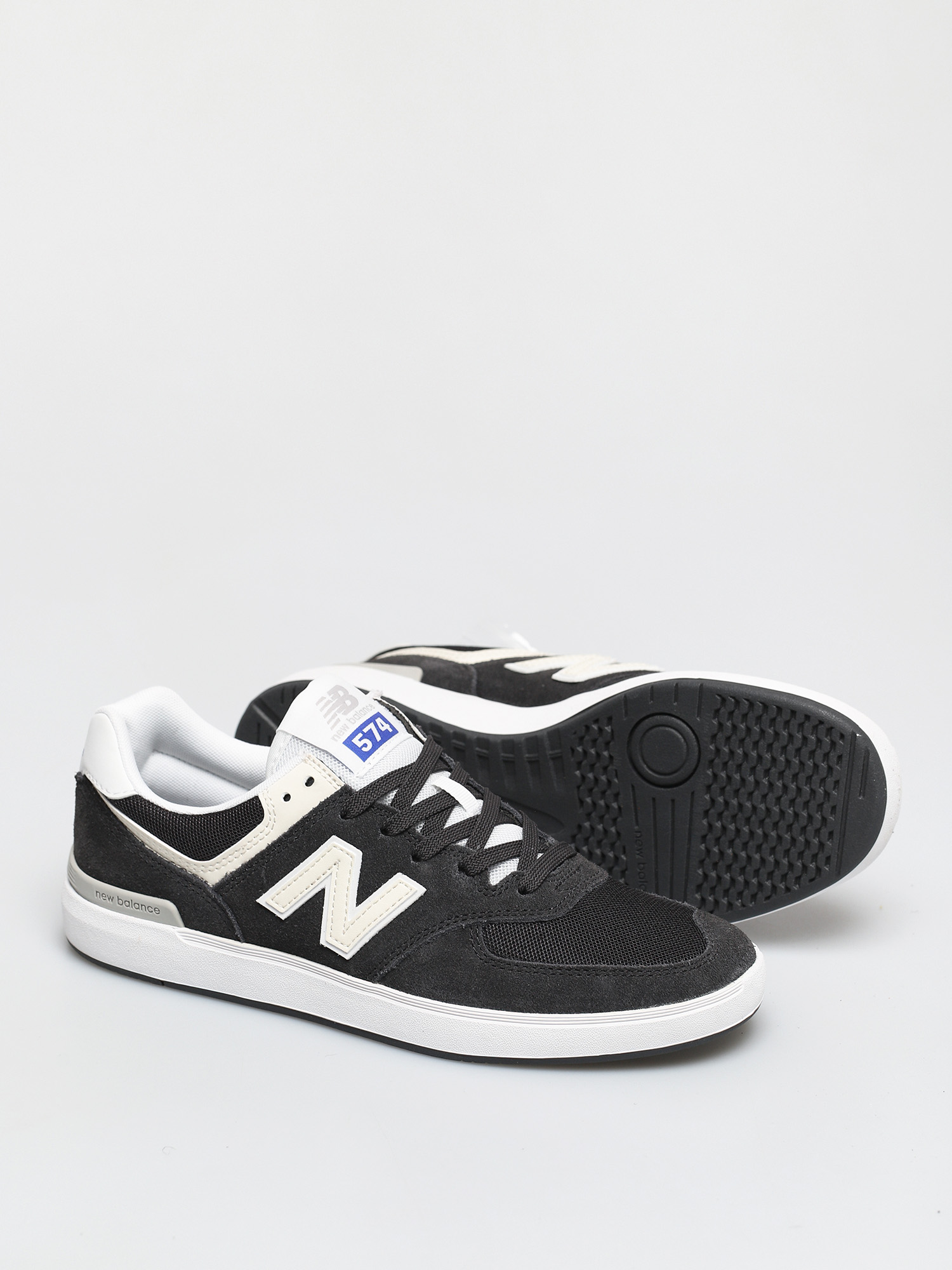 new balance phantom