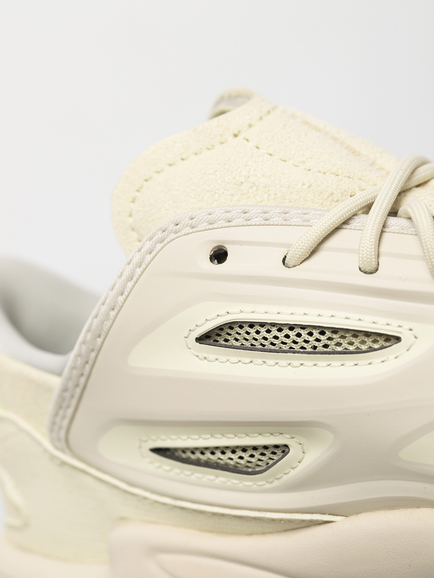 Boty adidas Originals Ozweego Celox Wmn (talc/sand/siggnr)