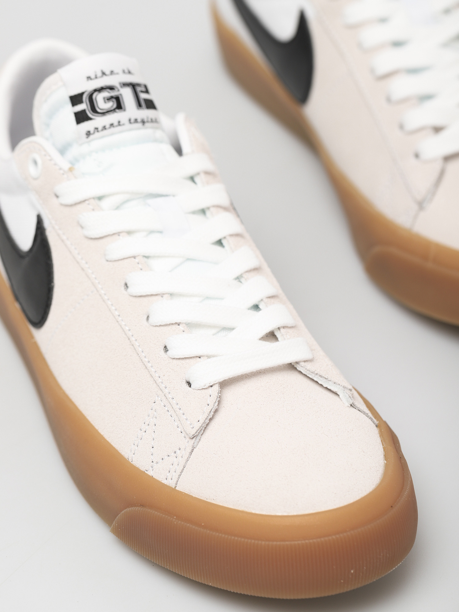 Boty Nike SB Zoom Blazer Low Pro Gt (white/black white white)
