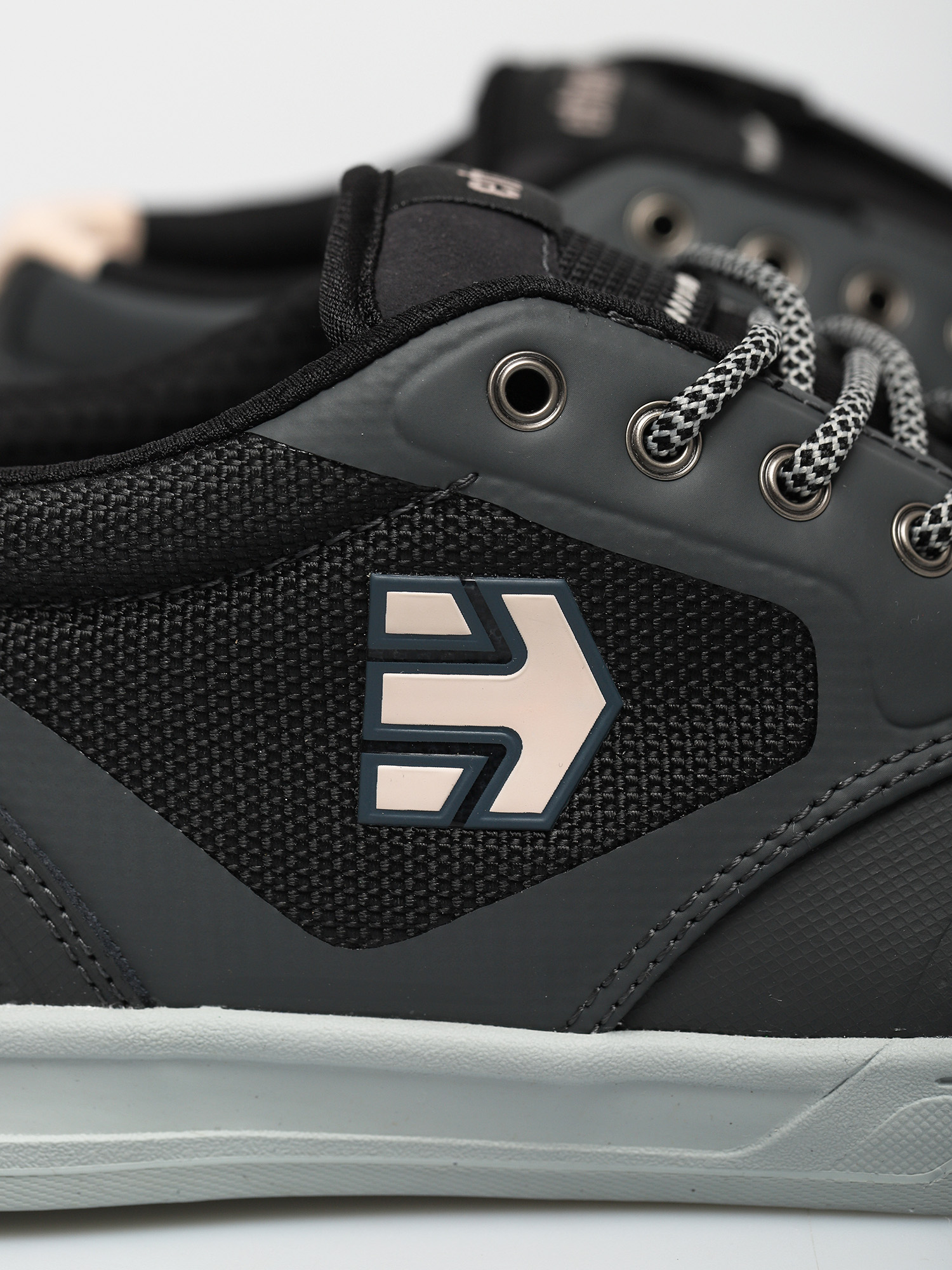 etnies semenuk pro