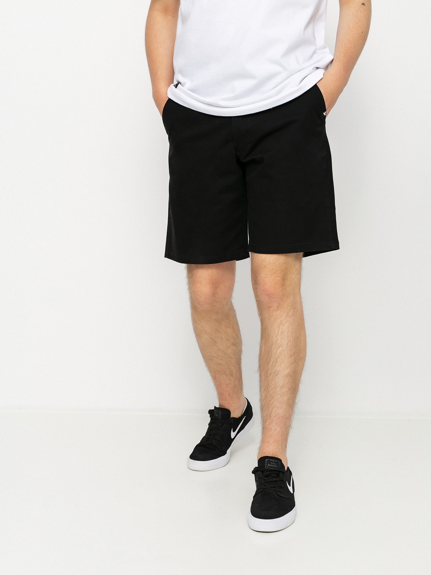 Kraťasy Nervous Chino (black)