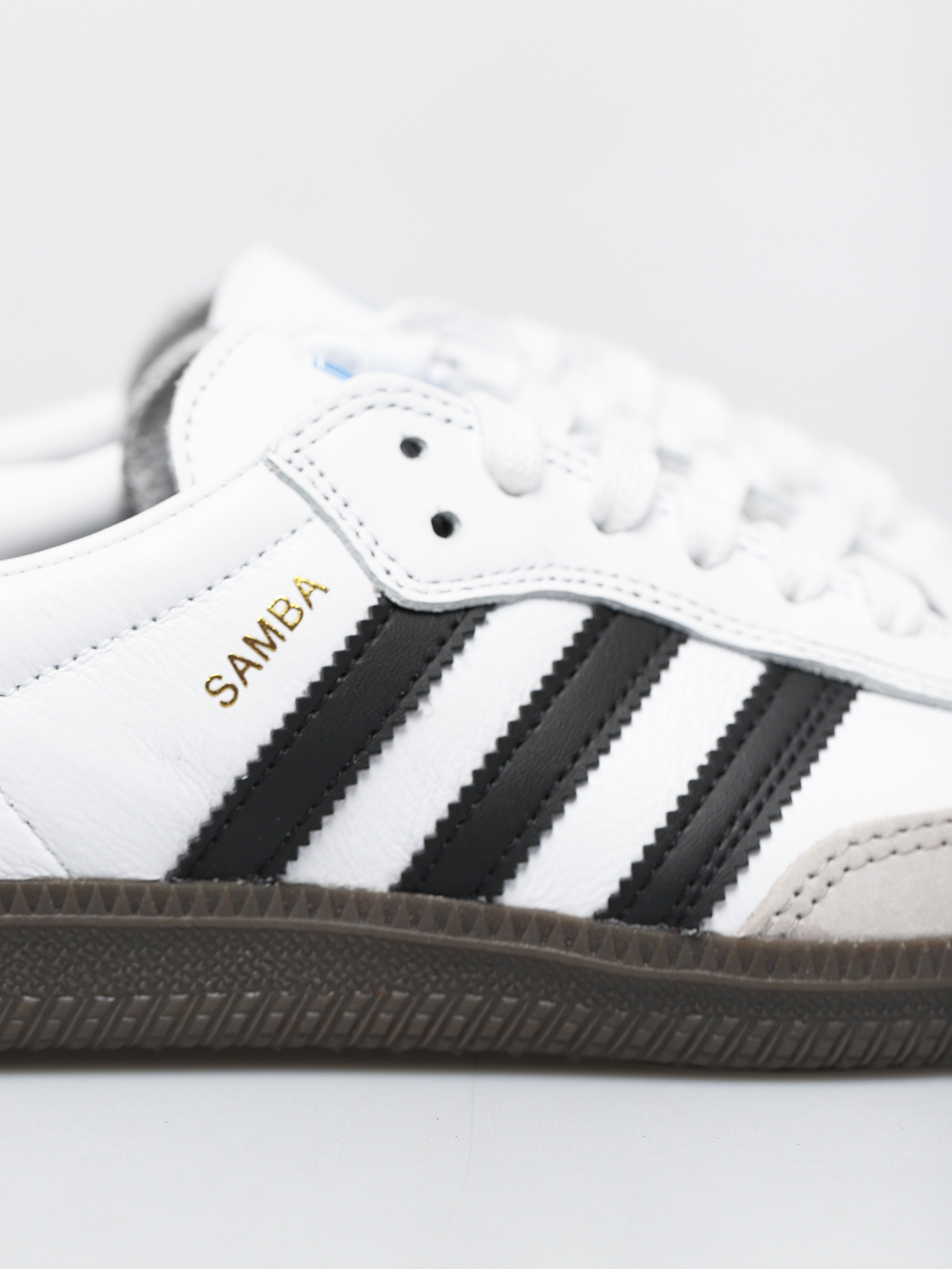 Boty adidas Samba ADV (ftwwht/cblack/gum5)