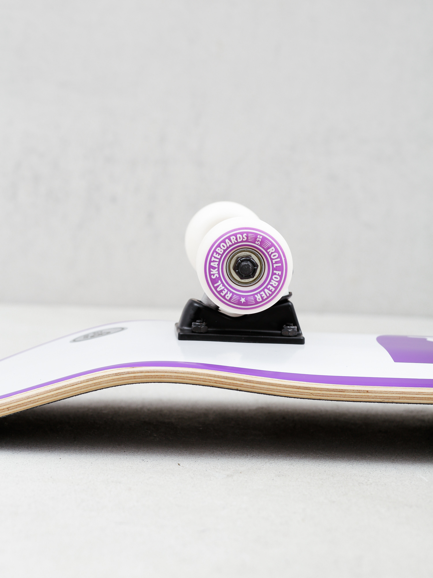 Skateboard Real Be Free (white)