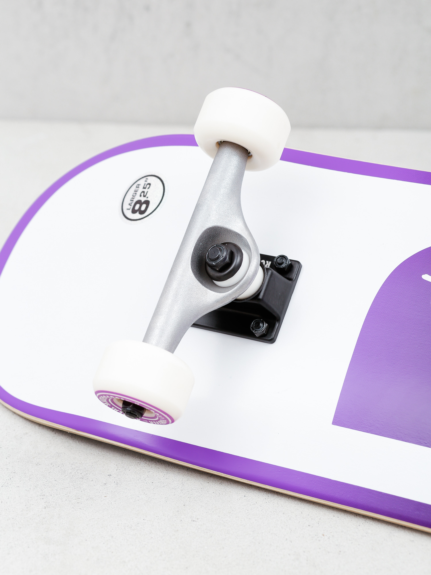 Skateboard Real Be Free (white)