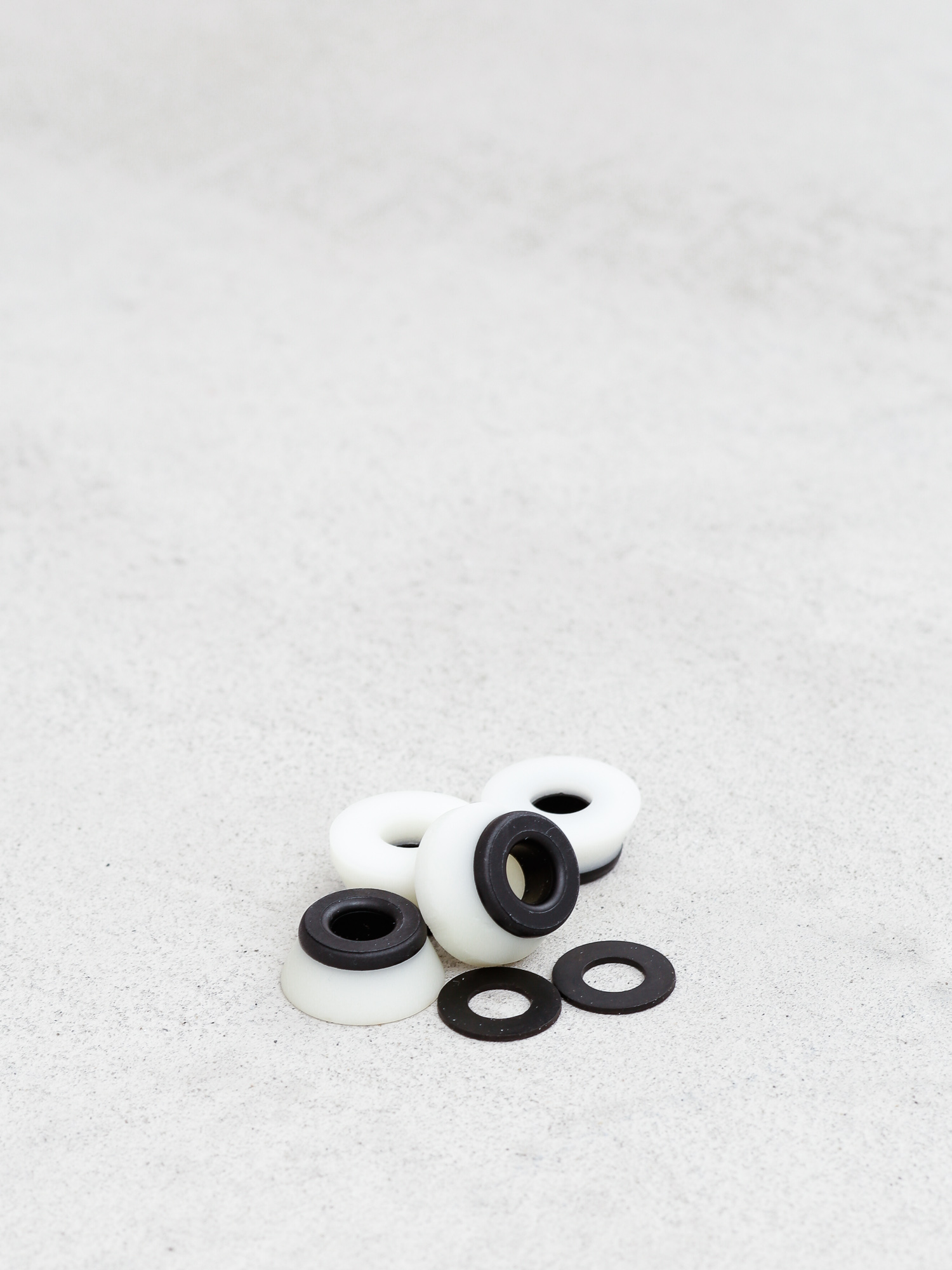 Gumičky Bones Hardcore Bushings Hard (black/white)