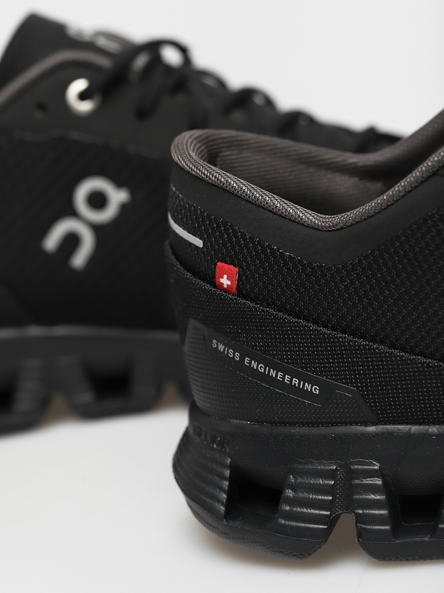 Běžecké Boty On Running Cloud X (black/asphalt)