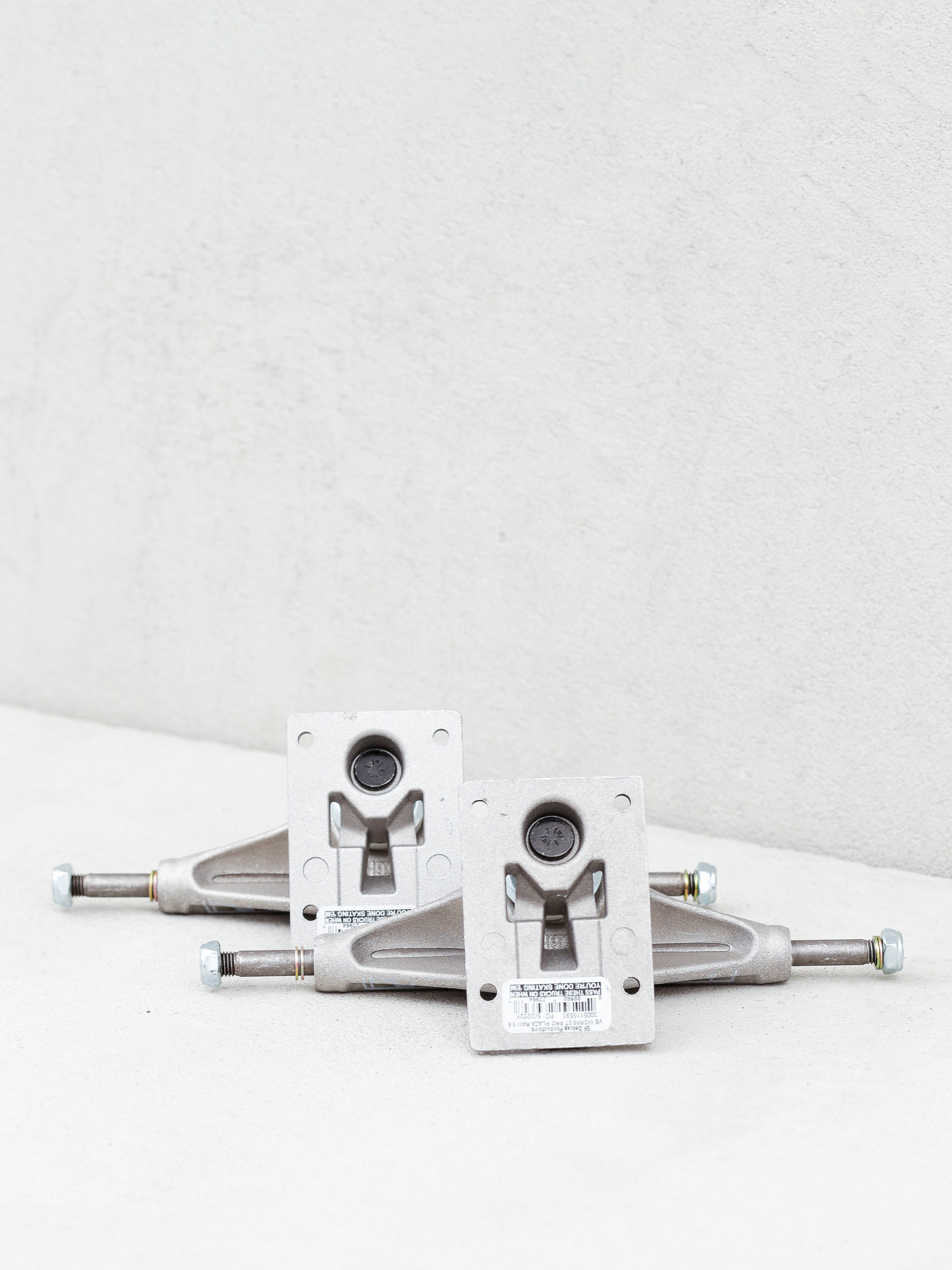 Trucky Venture Worrest Pro Plaza (raw)