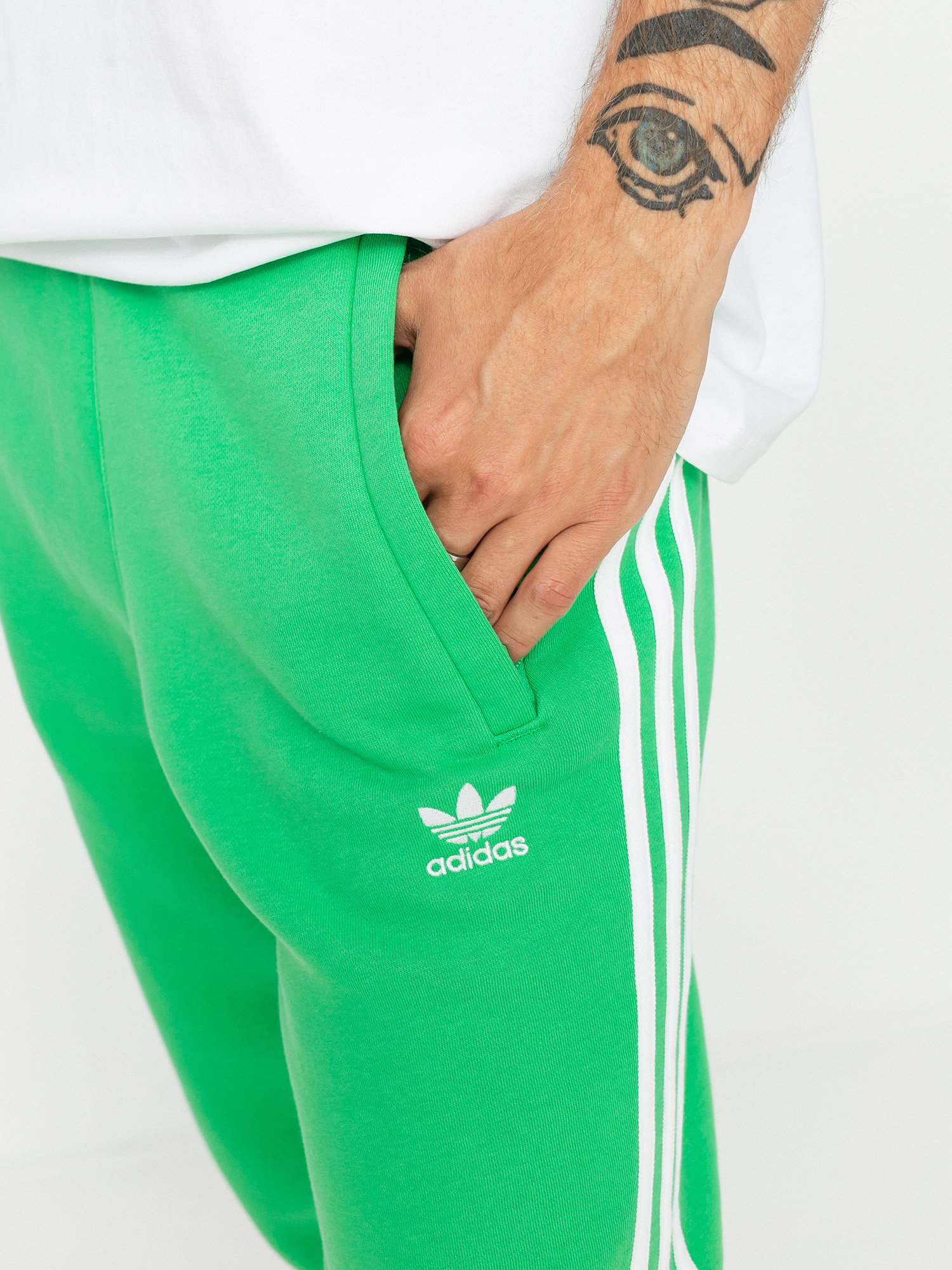 Kalhoty adidas Originals Stripes zelená (sescgr)