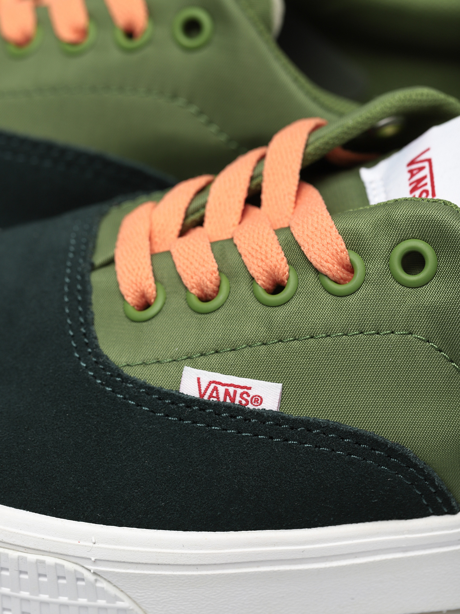 Boty Vans Comfycush Era Trk (track pack/scarab/cactus)