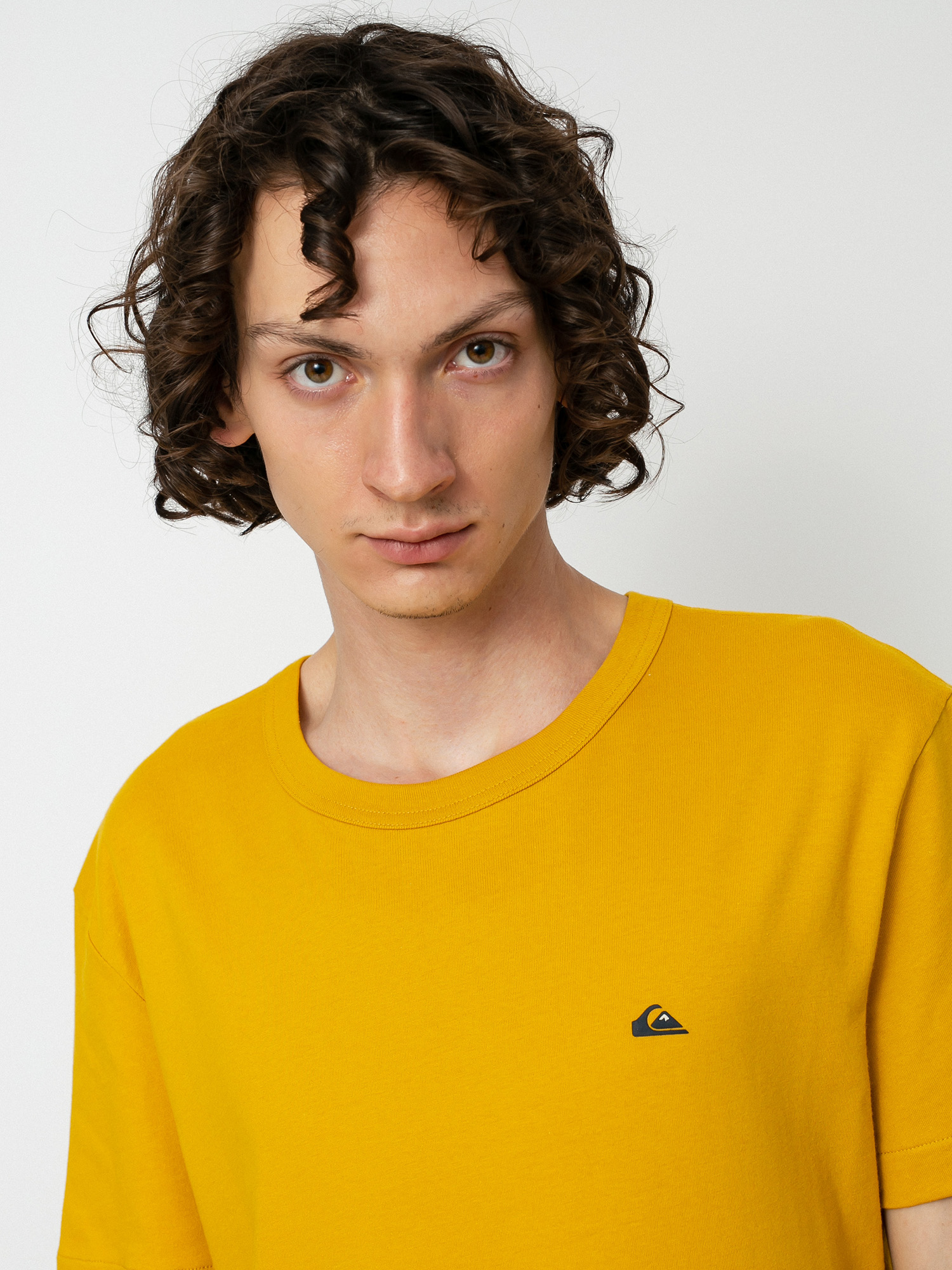 Tričko Quiksilver Essentials (nugget gold)