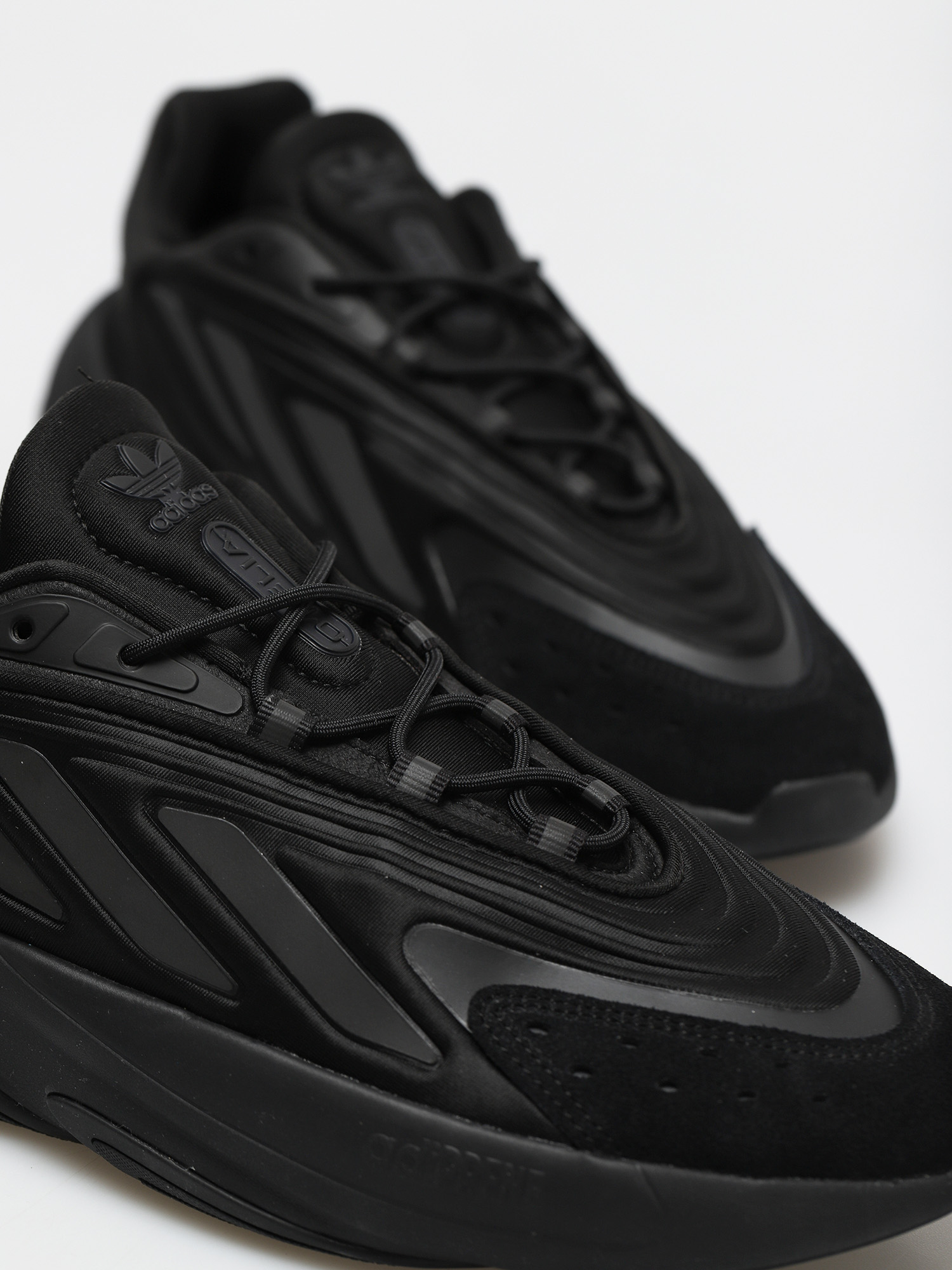 Boty adidas Originals Ozelia (cblack/cblack/carbon)