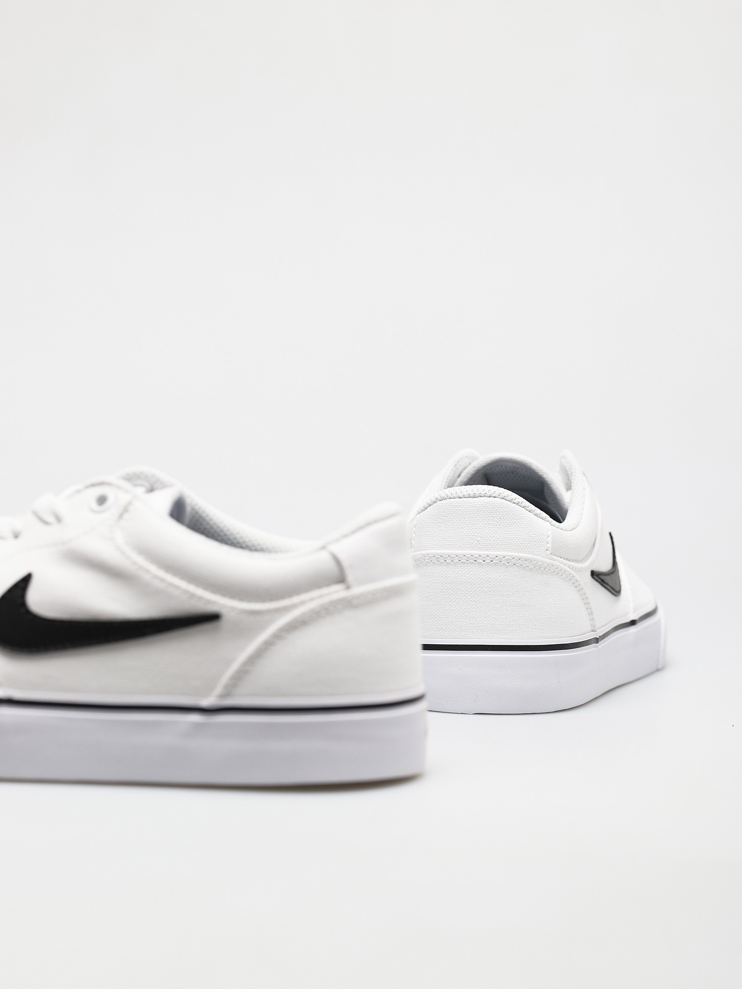 Boty Nike SB Chron 2 Canvas (white/black white)