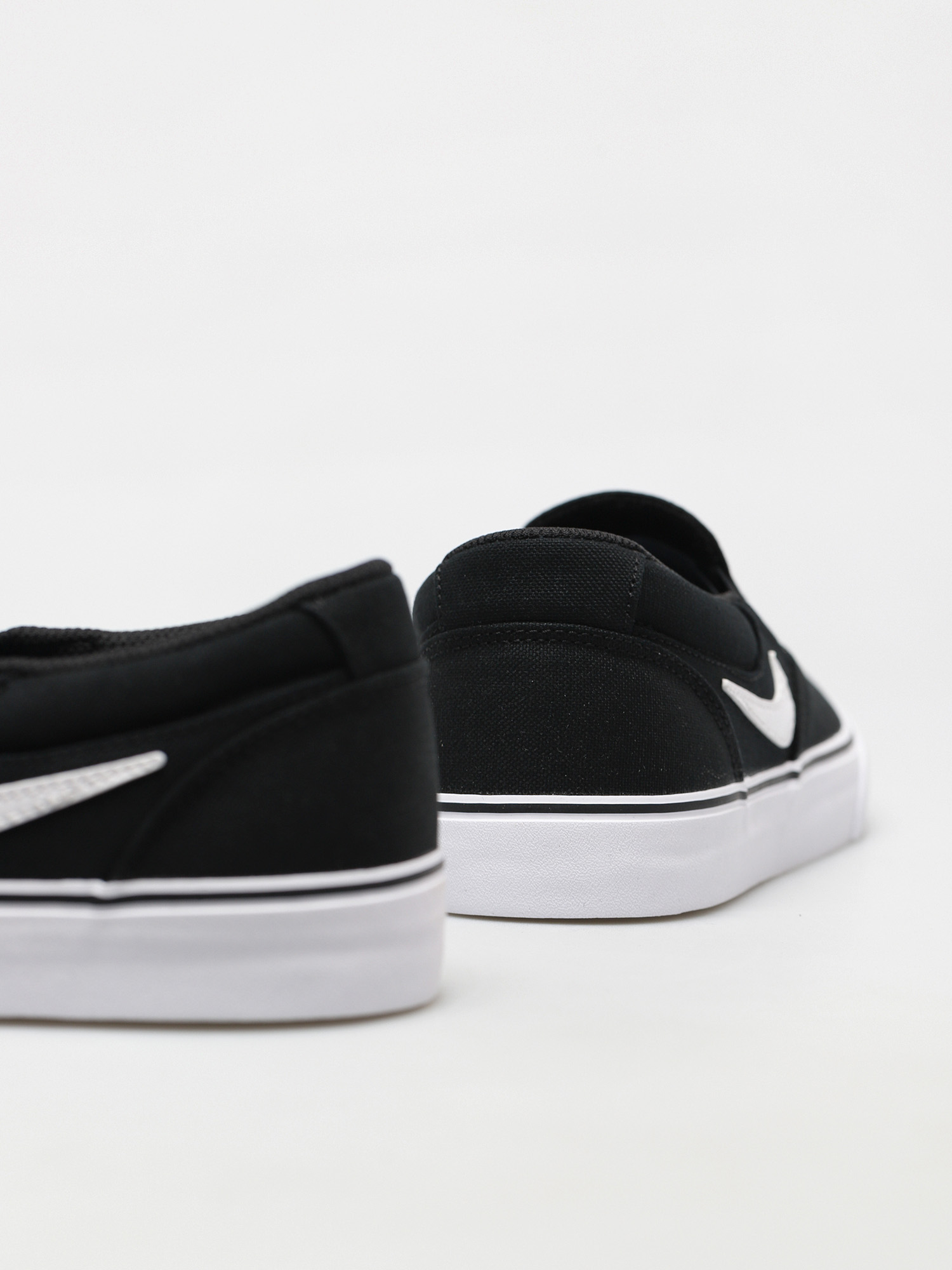Boty Nike SB Chron 2 Slip (black/white black black)