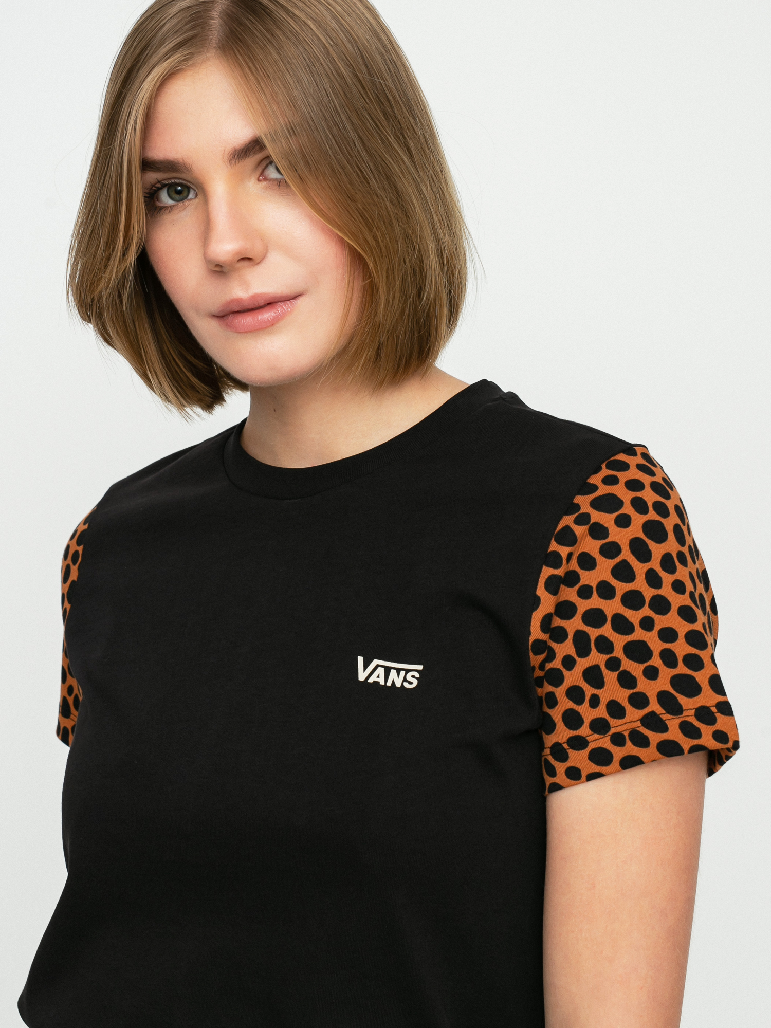 Tričko Vans Wild Colorblock Wmn (black/animal spot)