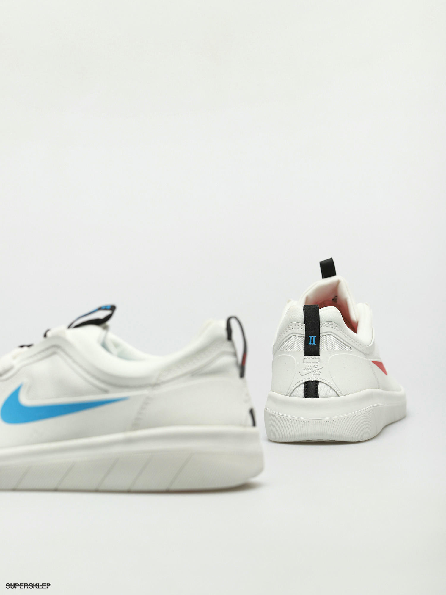 Boty Nike SB Nyjah Free 2 (summit white/blue hero chile red black)