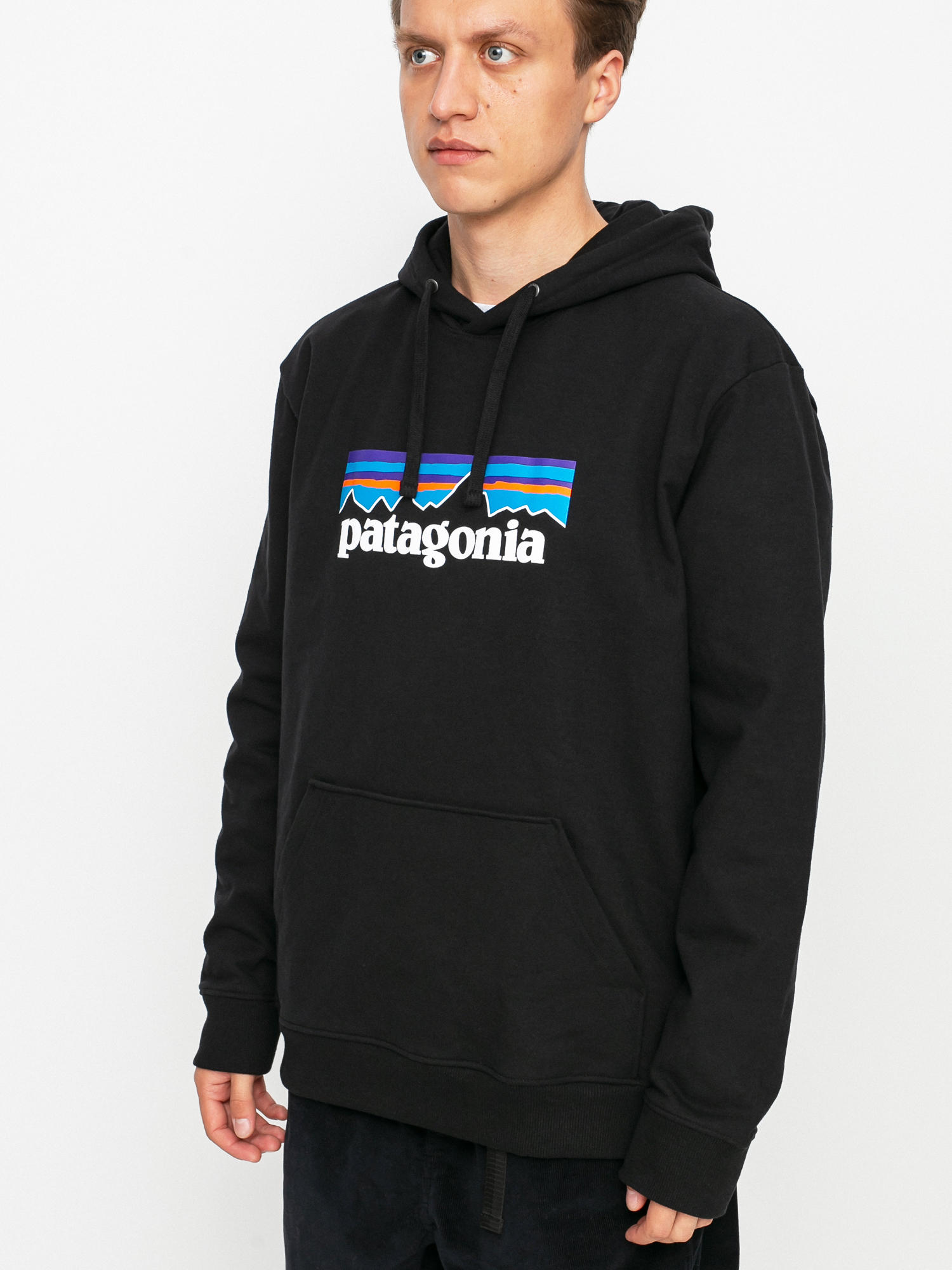 Mikina s kapucí Patagonia P6 Logo Uprisal HD (black)