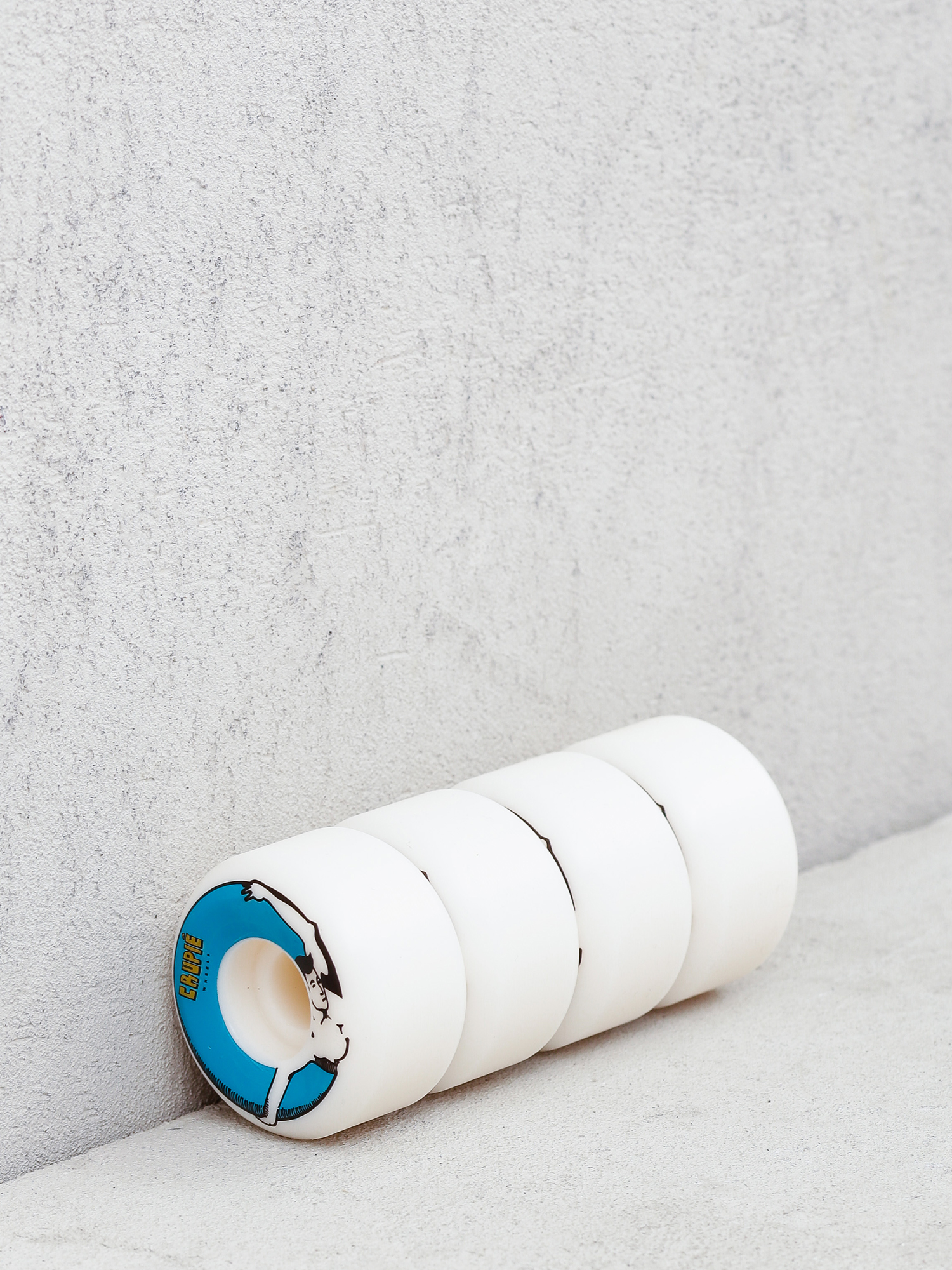 Kolečka Crupie Apex Flatspot Resist (white/blue)