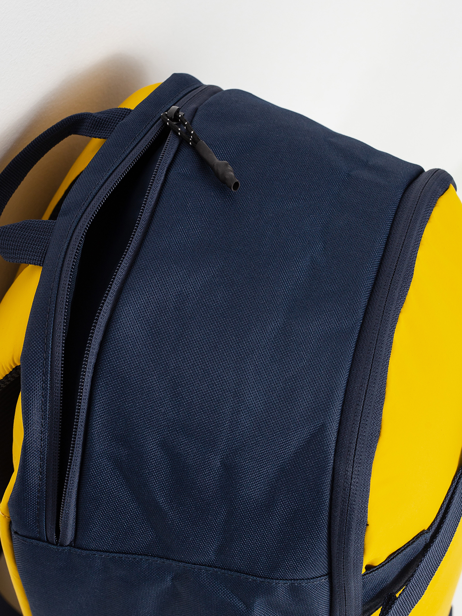 Batoh Quiksilver Edgy Vibes (nugget gold)