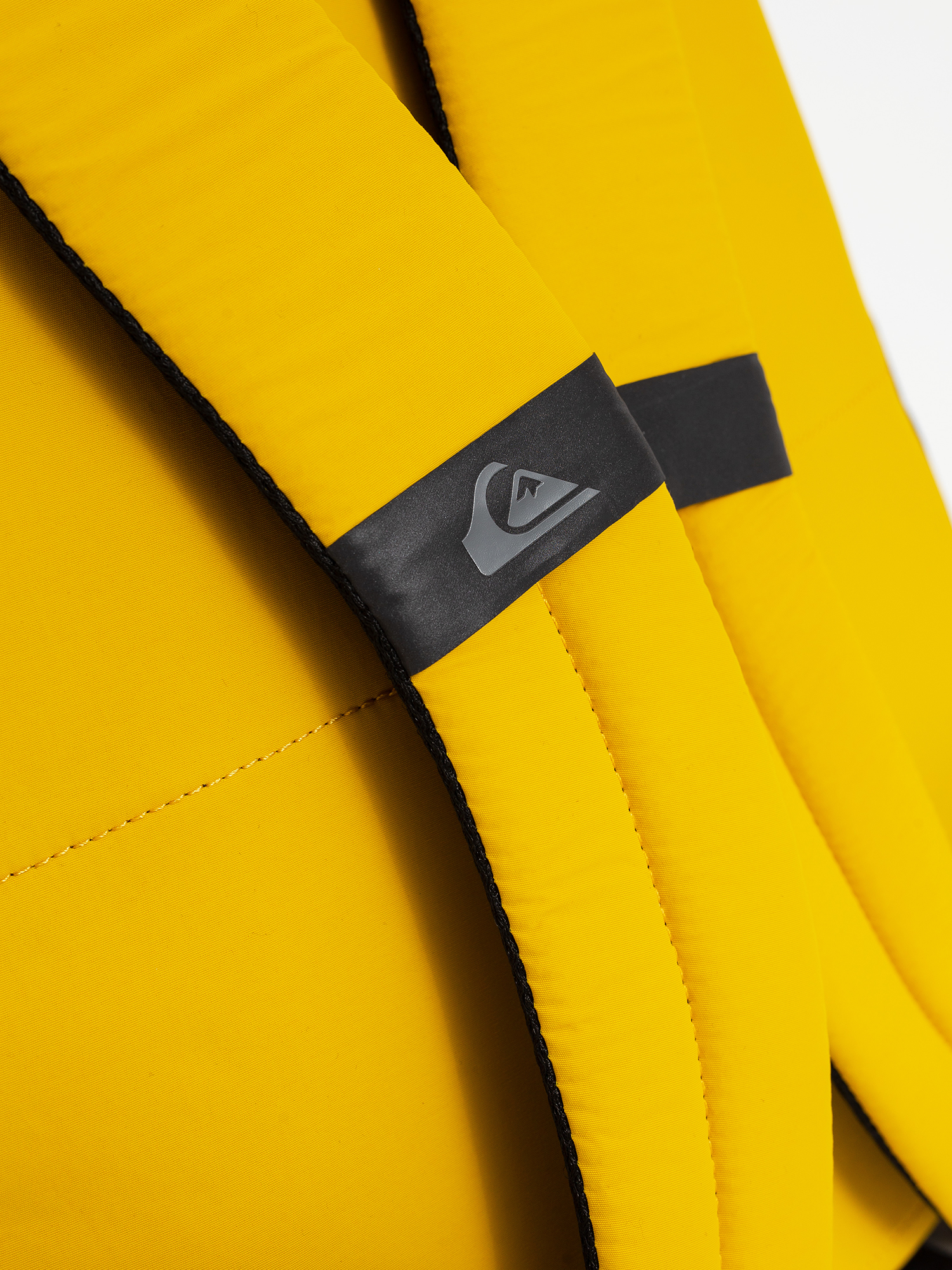 Batoh Quiksilver Edgy Vibes (nugget gold)