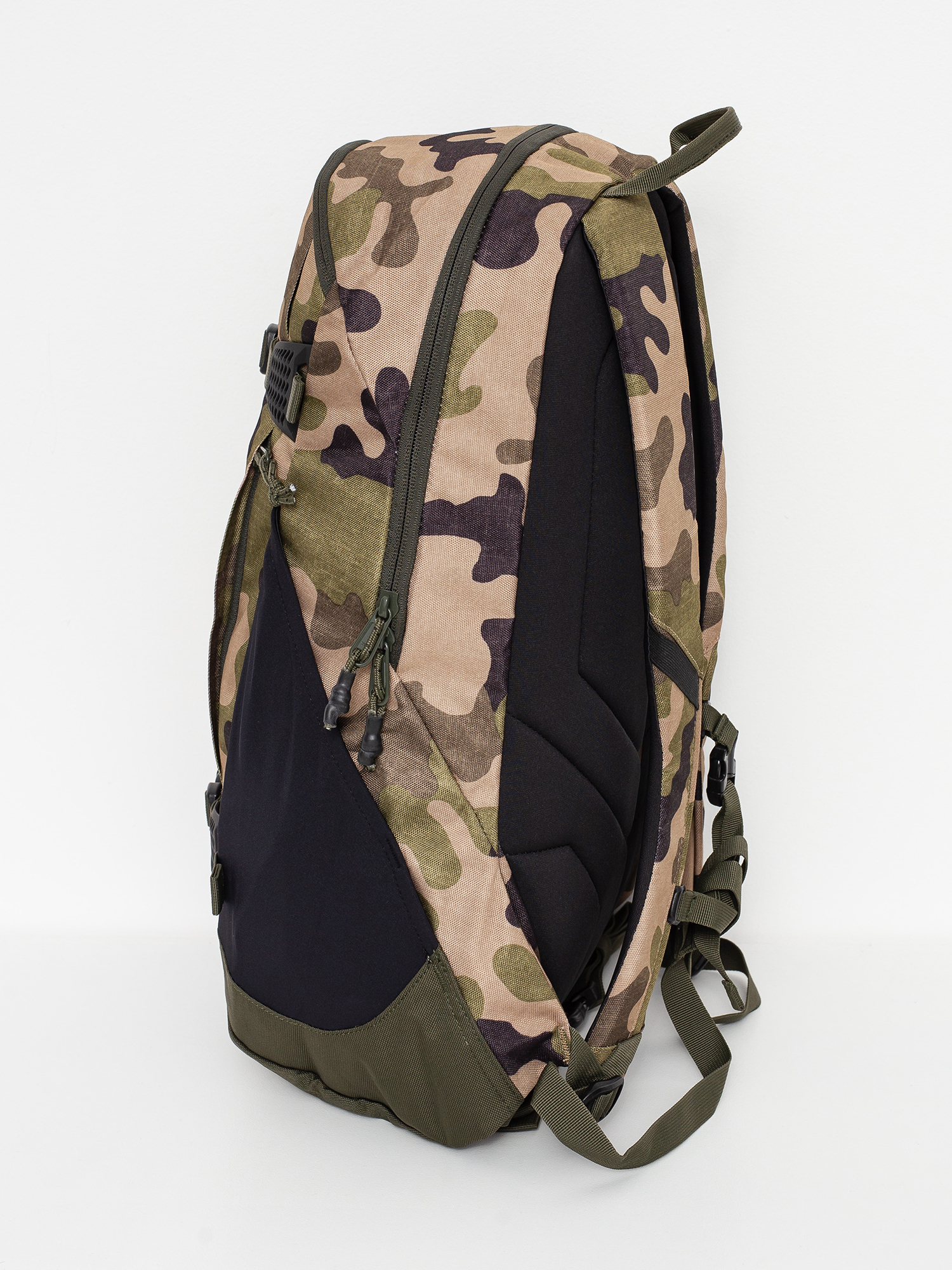 Batoh Burton Day Hiker 25L (martini olive terra camo)