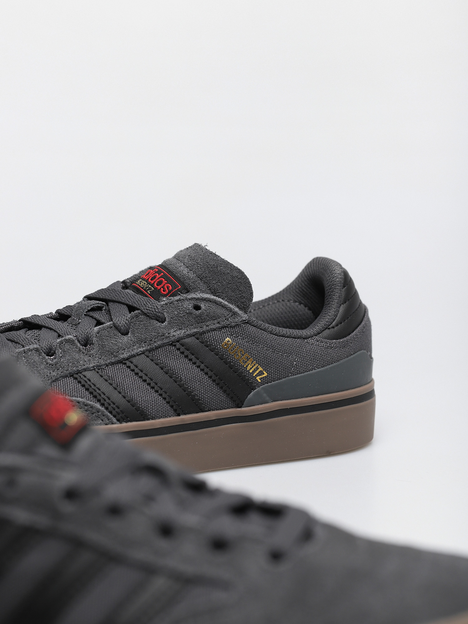 Boty adidas Busenitz Vulc II (gresix/cblack/gum5)