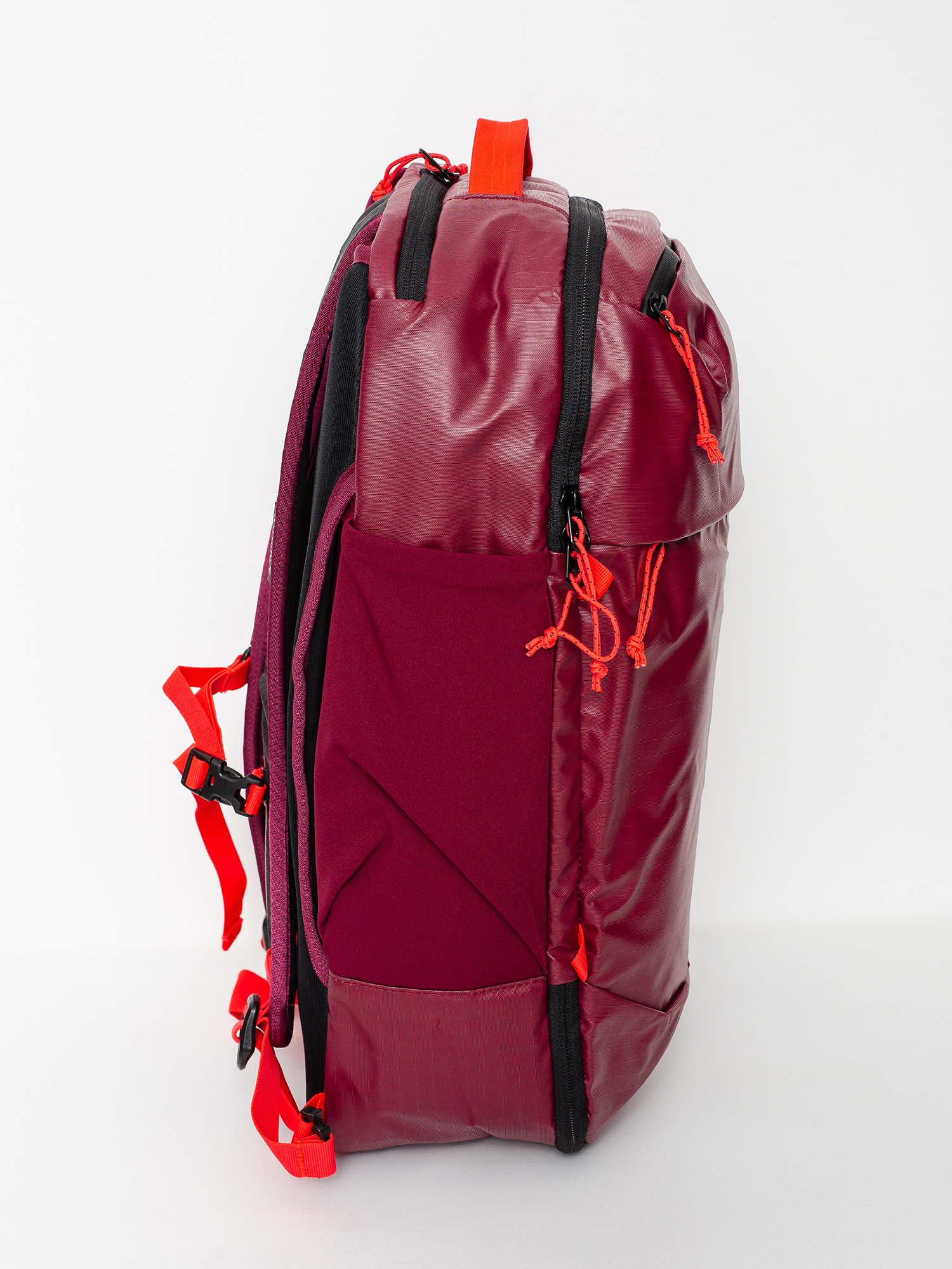 Batoh Burton Multipath Commuter 26L (mulled berry coated)