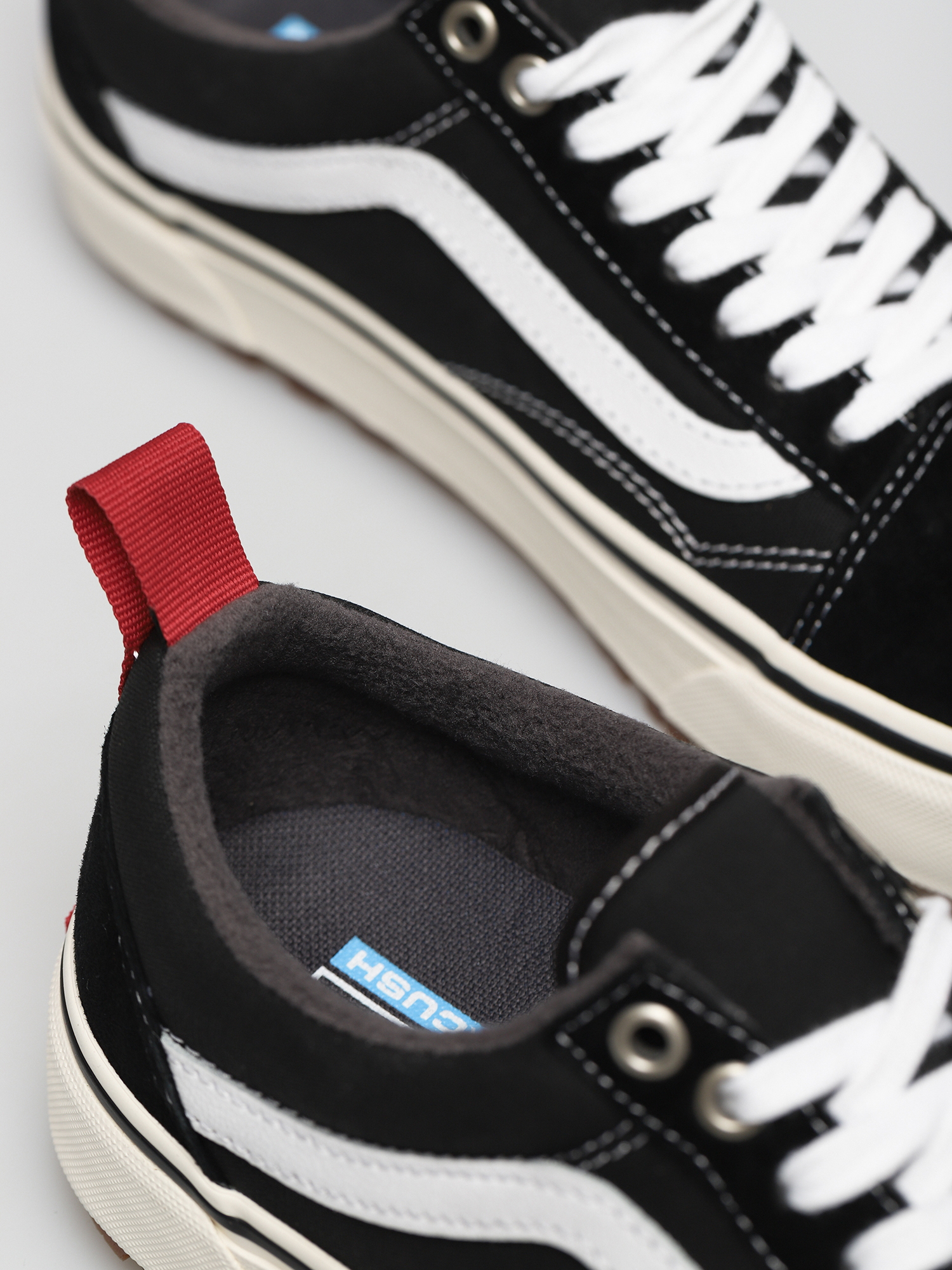 Boty Vans Old Skool MTE 1 (black/white)