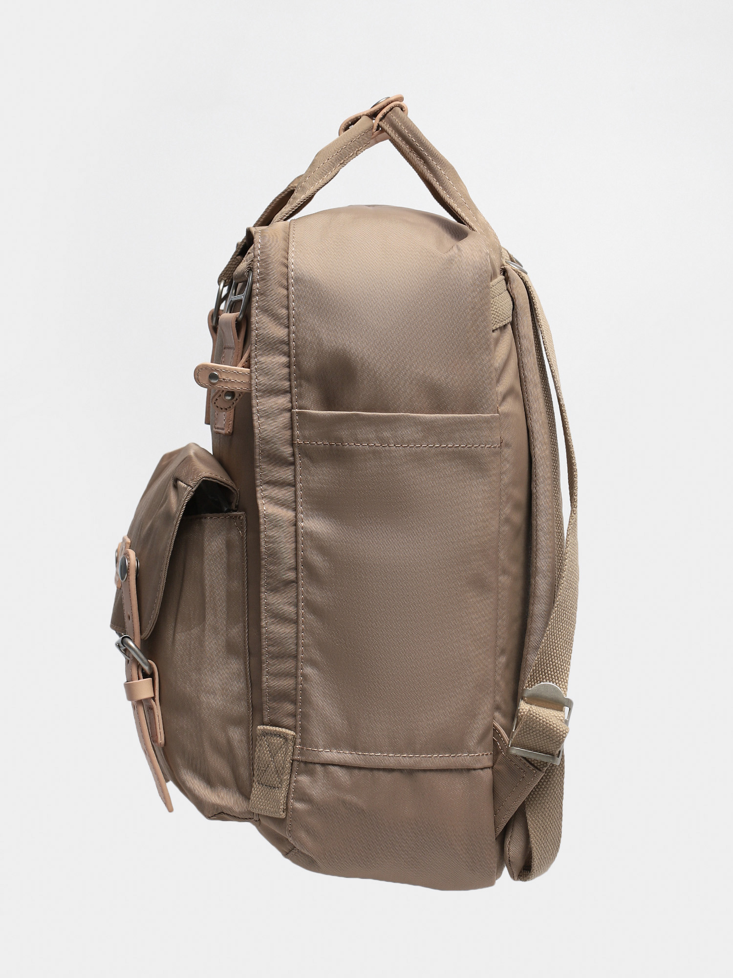 Batoh Doughnut Macaroon (almond)