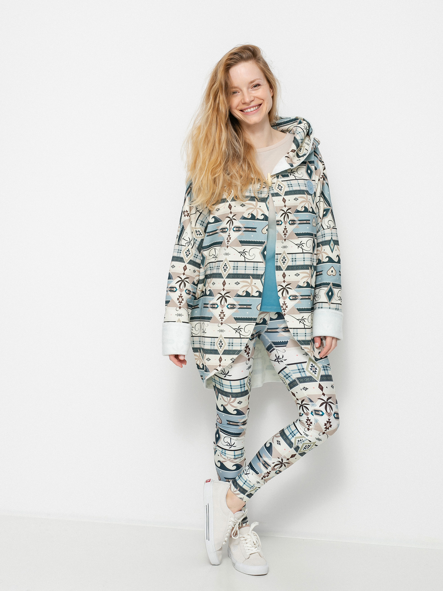 Mikina s kapucí Femi Stories Oshi ZHD Wmn (cws)