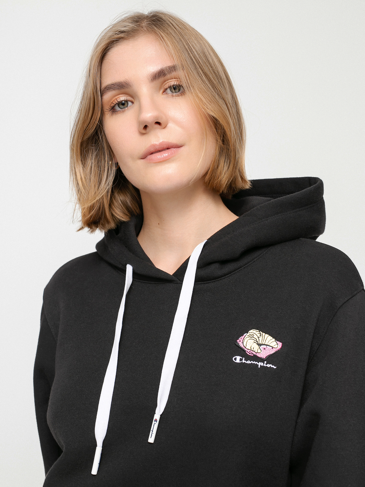 Mikina s kapucí Champion Sweatshirt HD 114694 Wmn (nbk)