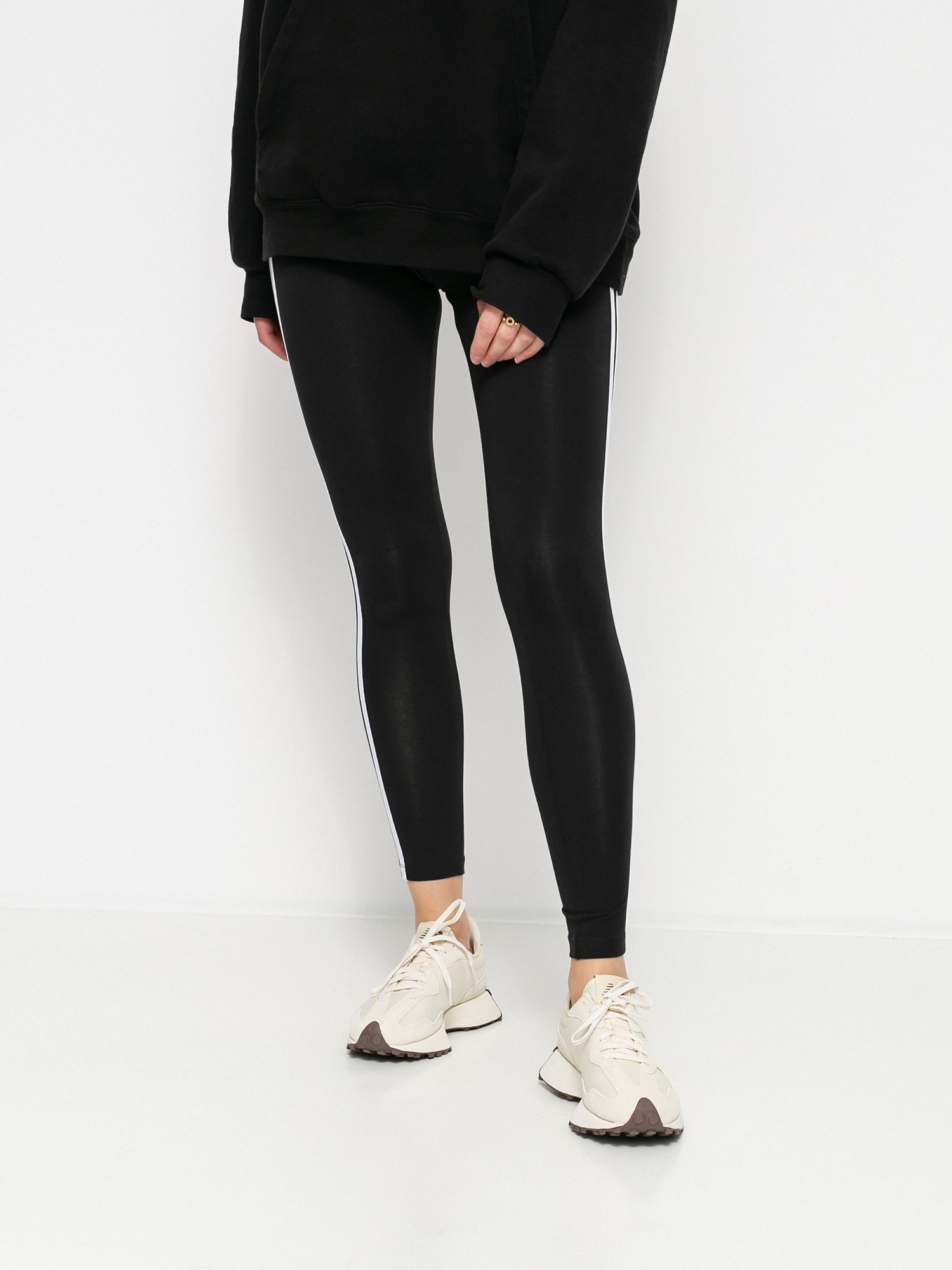 Leginy adidas Originals 3 Stripes Tight Wmn (black)