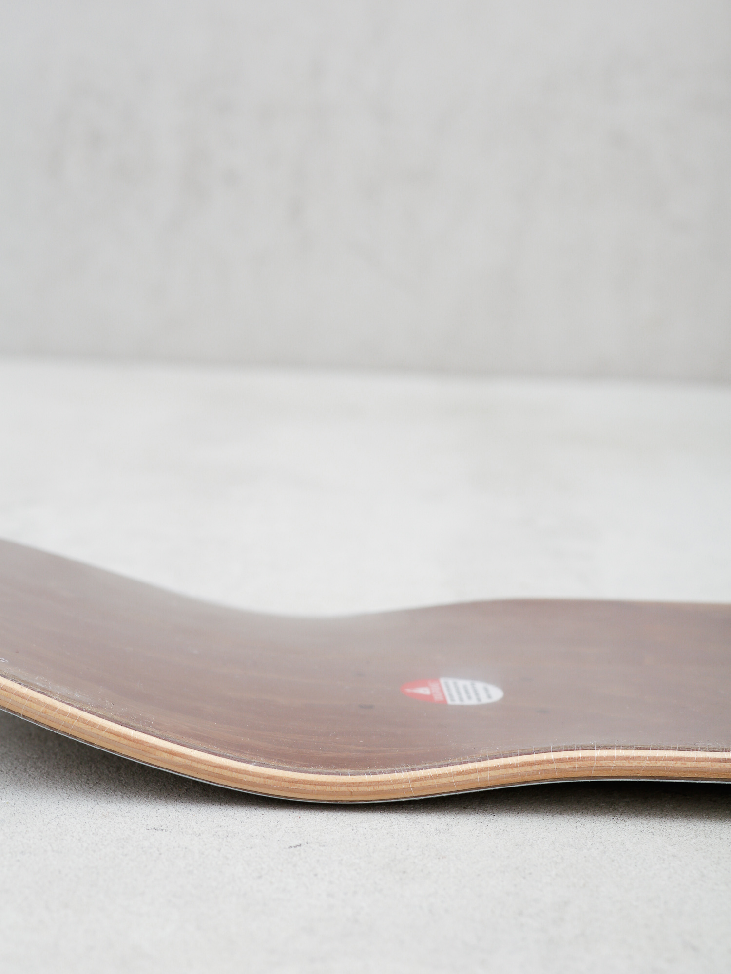 Deska Magenta Butterfly Hugo Maillard (white)