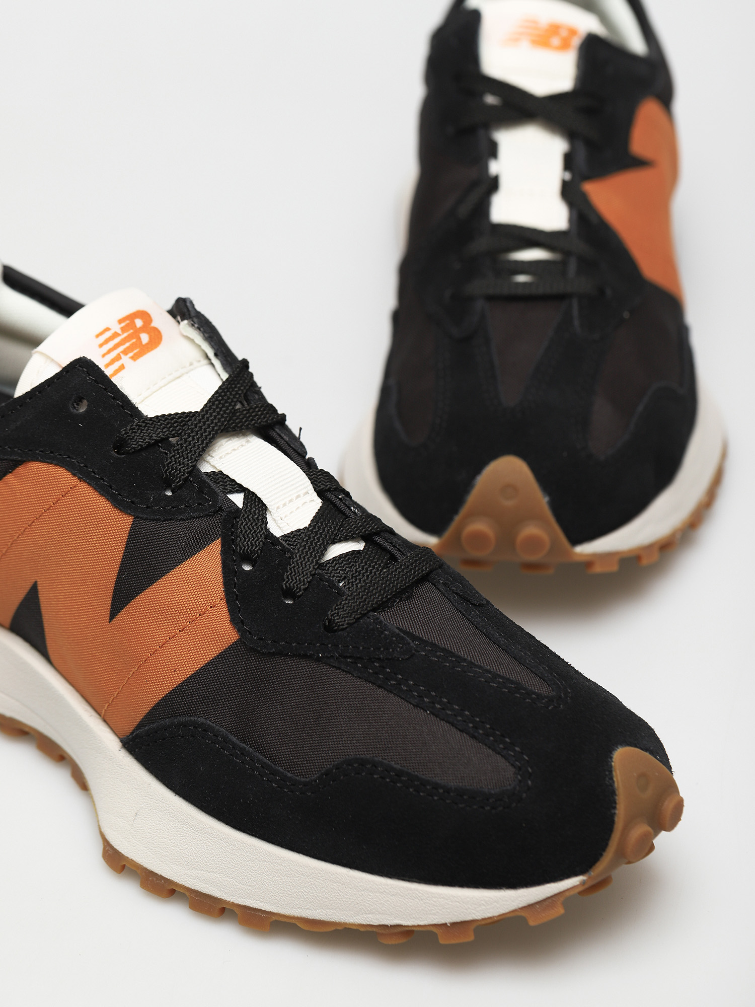 Boty New Balance 327 (black)