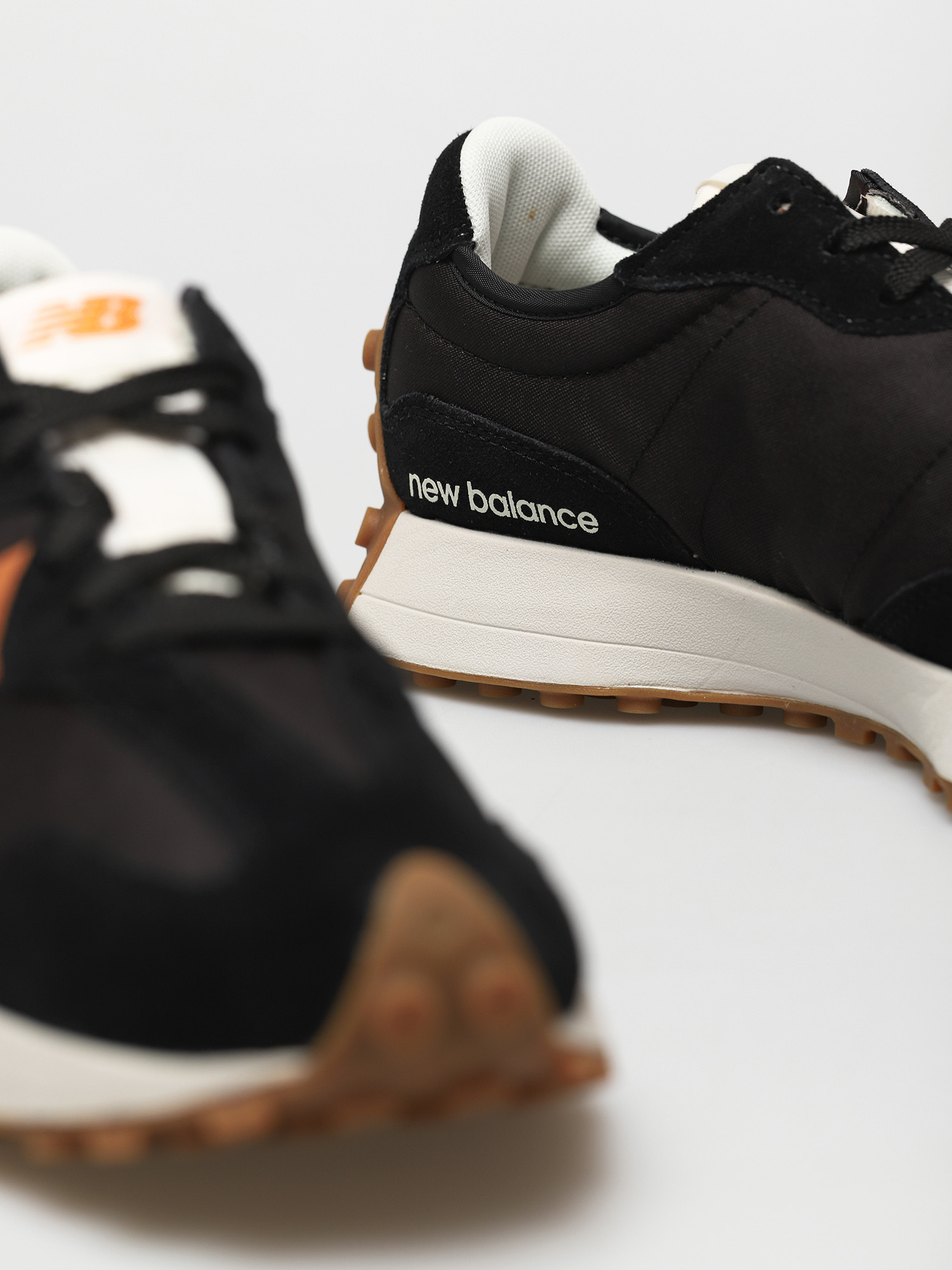 Boty New Balance 327 (black)