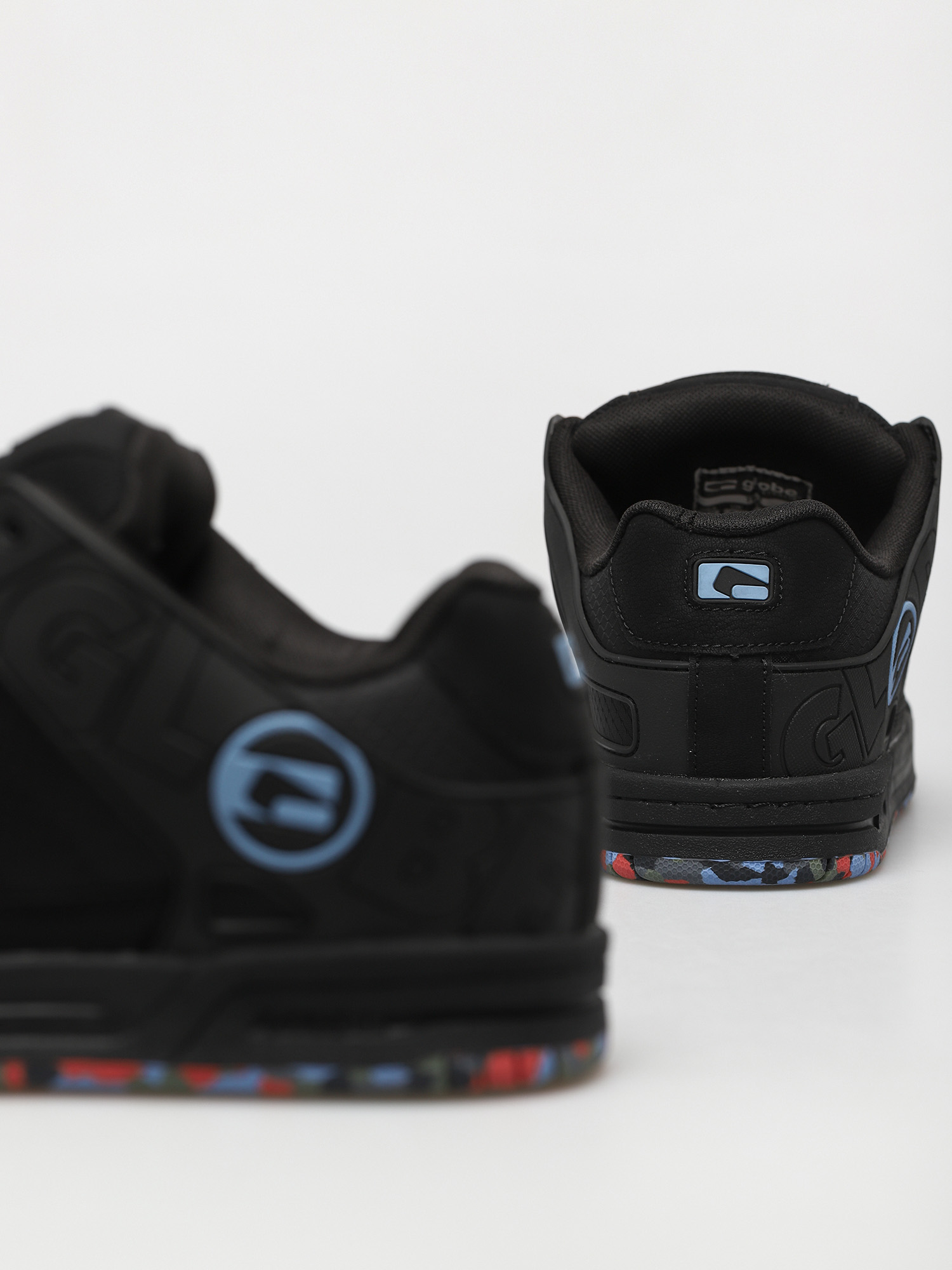 Boty Globe Tilt (black/upcycle)