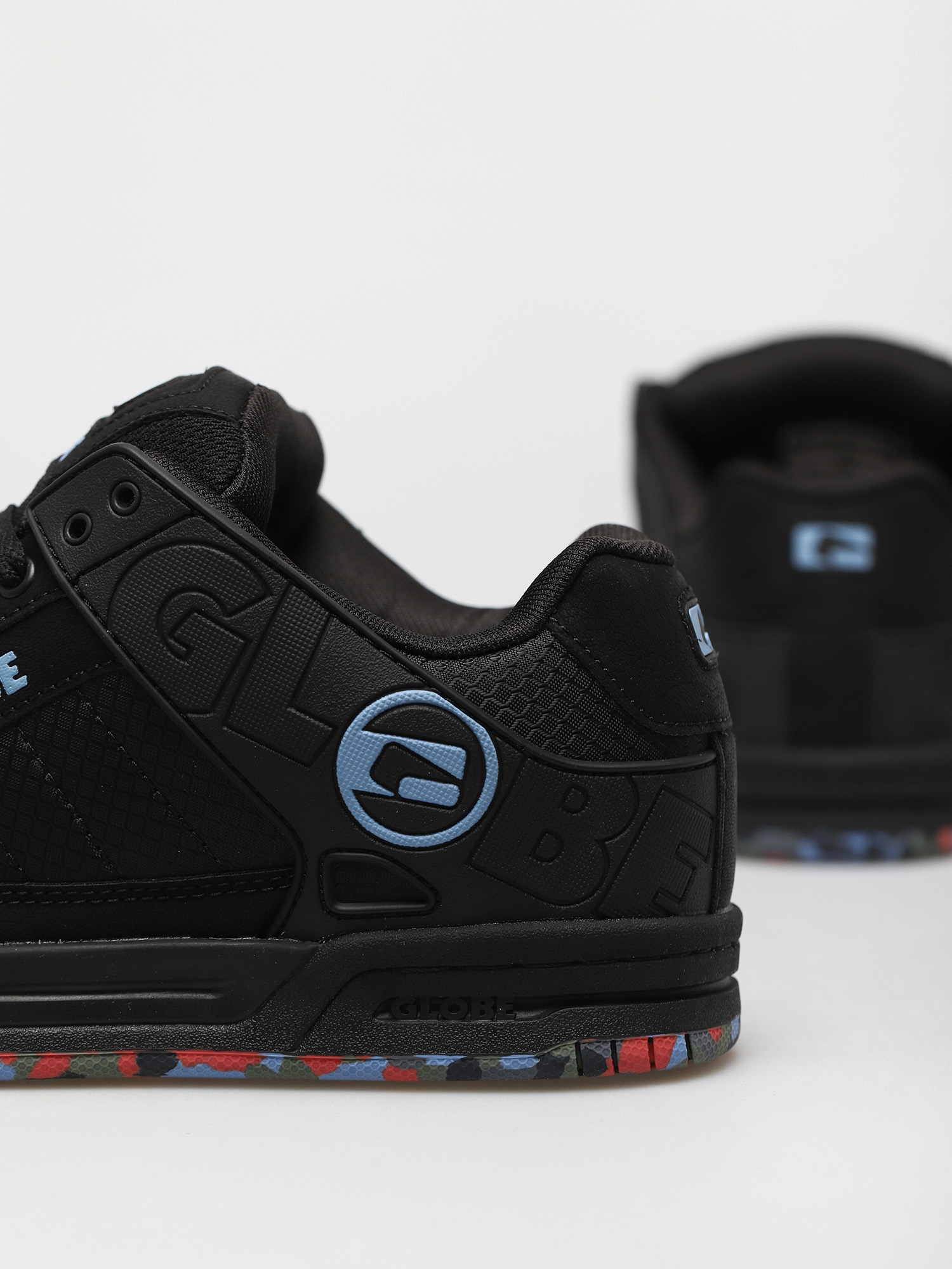 Boty Globe Tilt (black/upcycle)