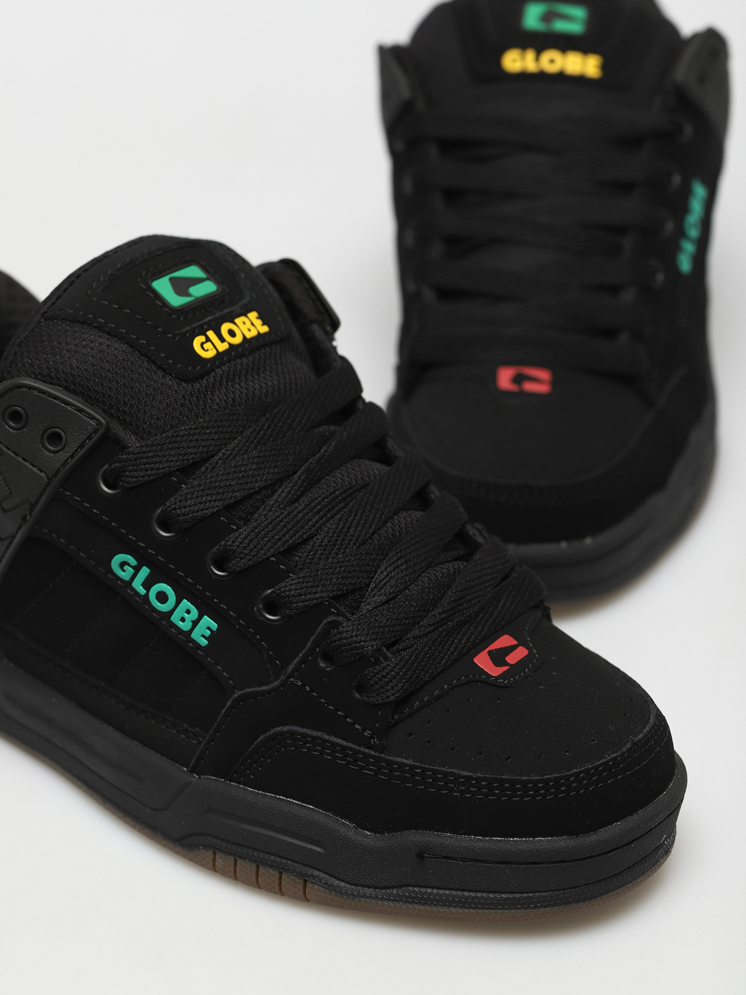 Boty Globe Tilt (black rasta)