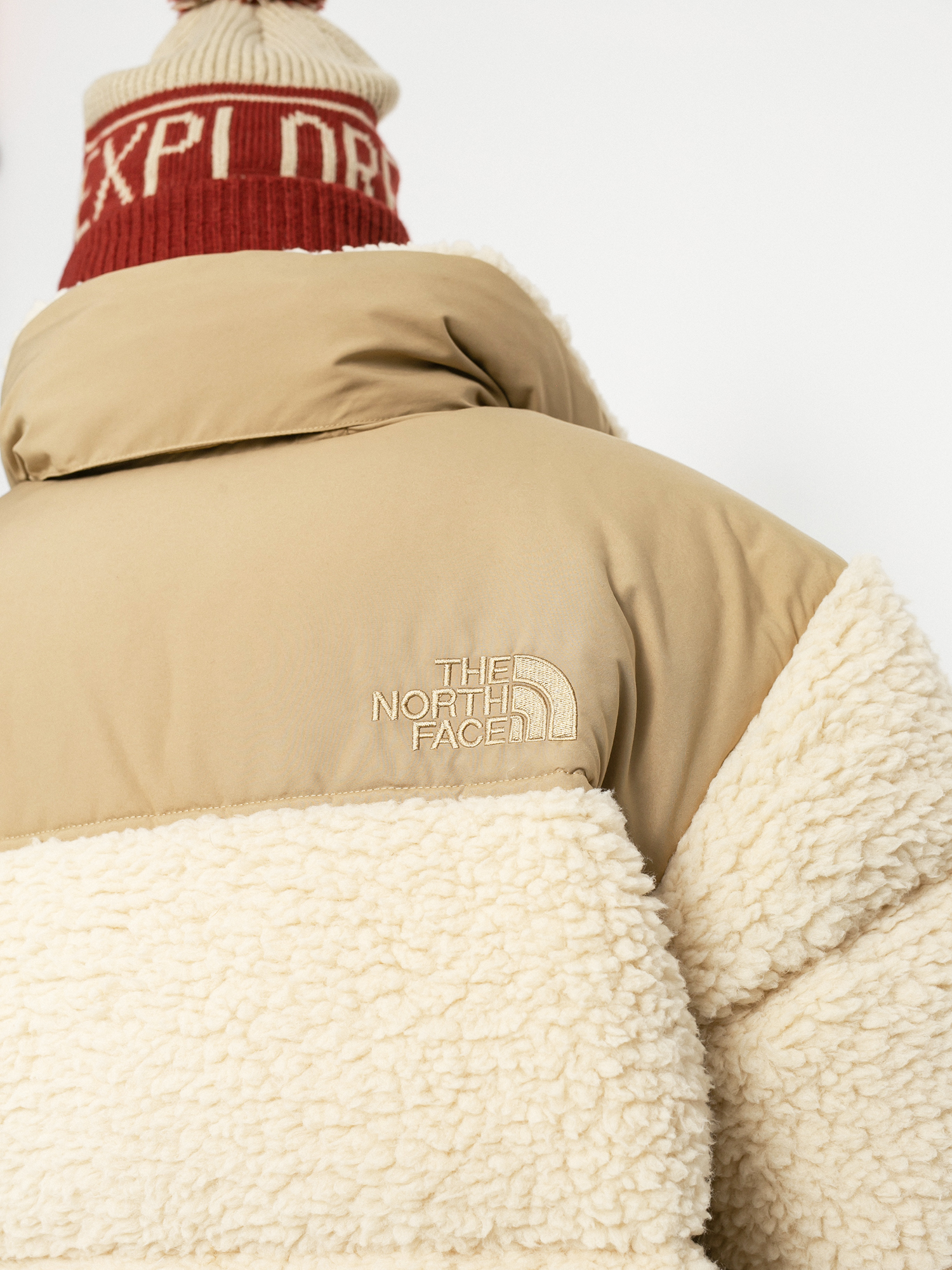 Bunda The North Face Sherpa Nuptse (bleached sand/kelp tan)